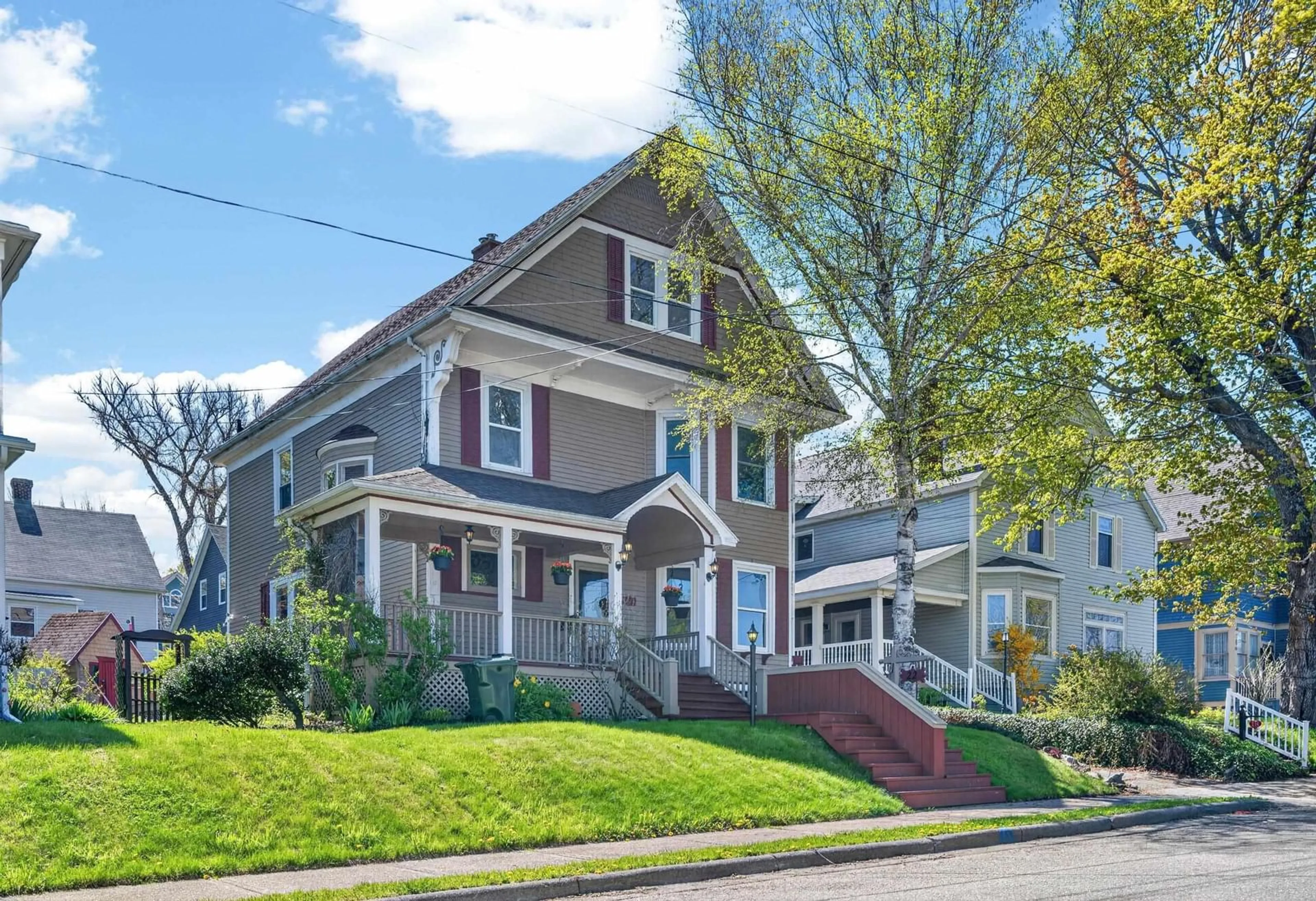 Home with vinyl exterior material, street for 22 Beacon St, Sydney Nova Scotia B1P 4S9