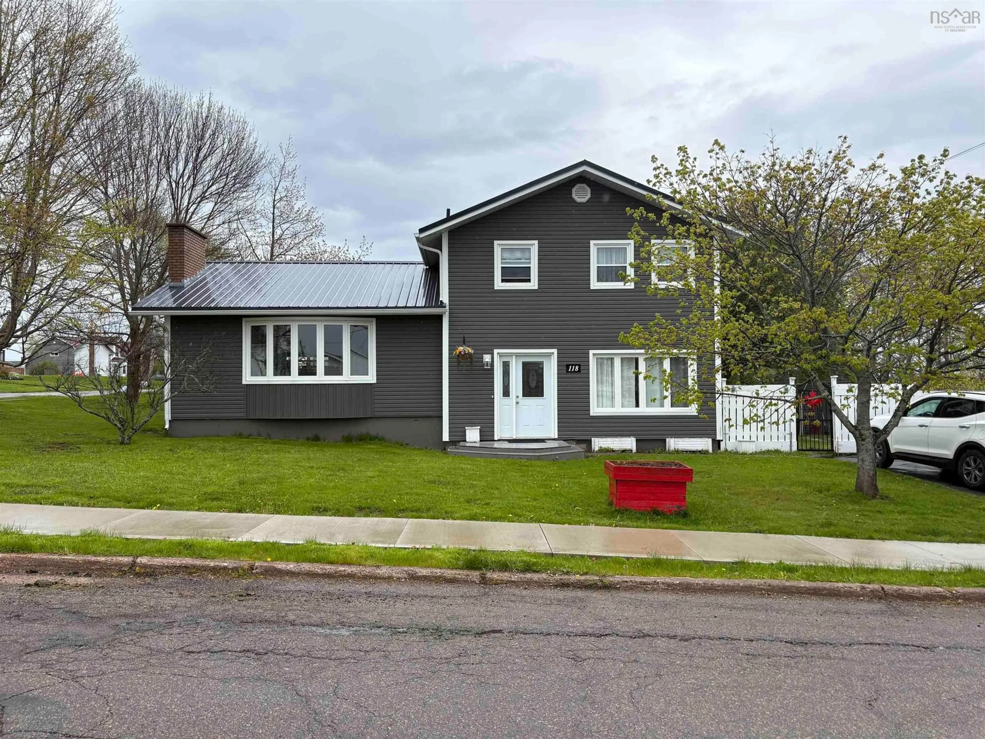 Home with vinyl exterior material, street for 118 Macsween St, Port Hawkesbury Nova Scotia B9A 2J3
