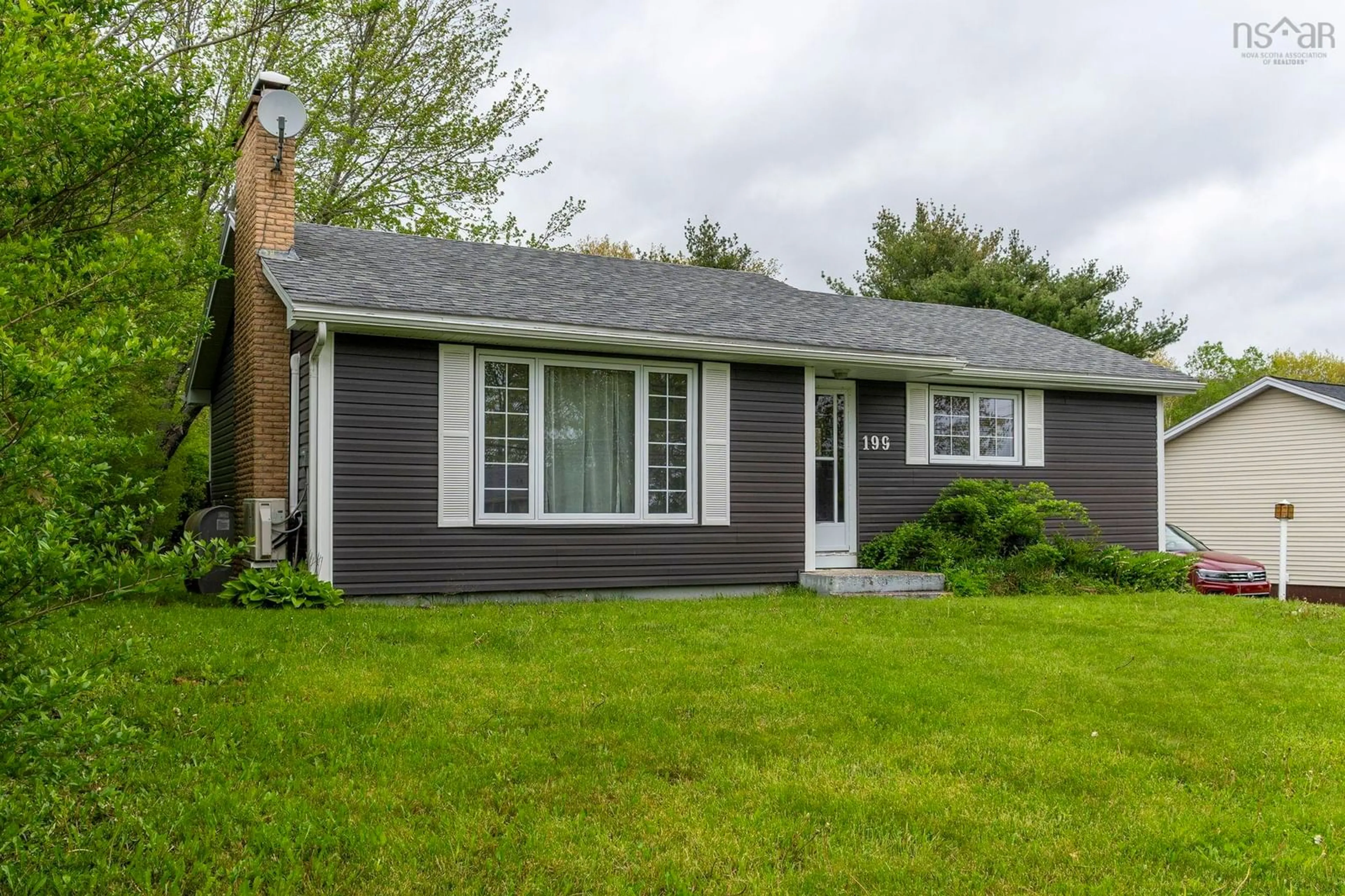 Home with vinyl exterior material, street for 199 Kaye St, Lower Sackville Nova Scotia B4C 1N3