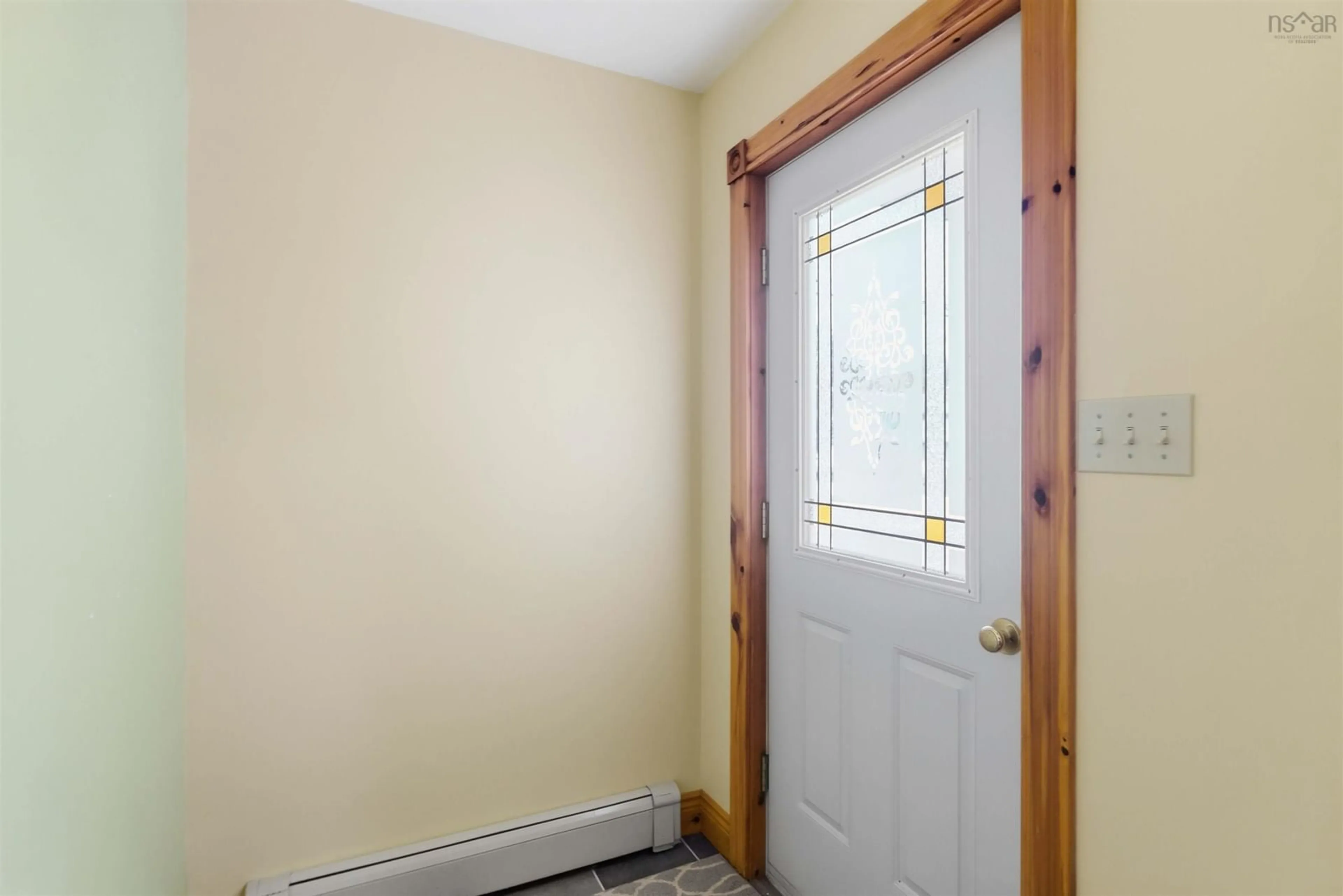 Indoor entryway for 80 Old Runway Dr, Nictaux Nova Scotia B0S 1P0