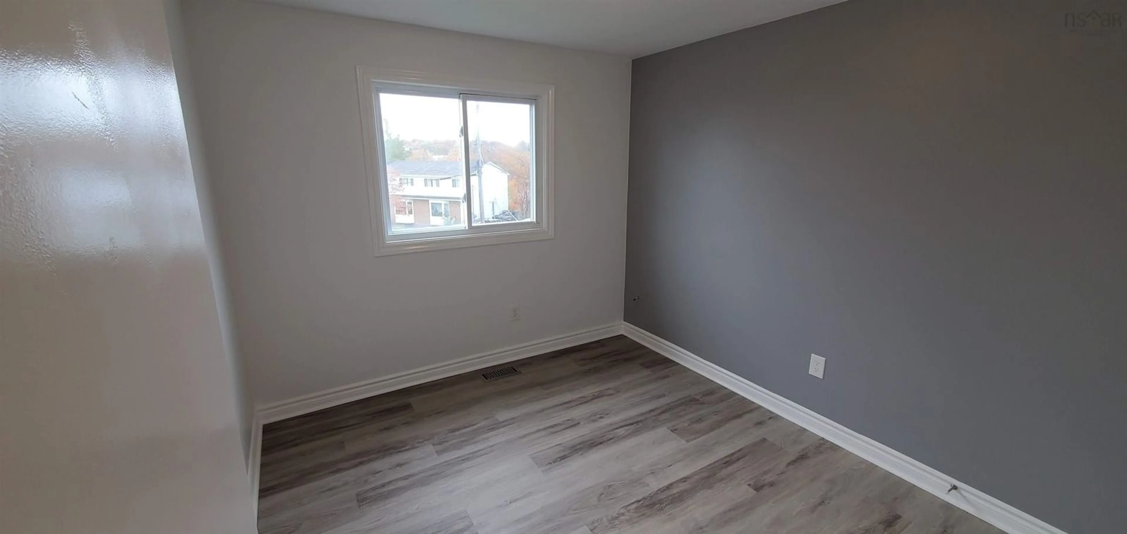 A pic of a room for 6 Wilbur Crt, Dartmouth Nova Scotia B2W 2J5