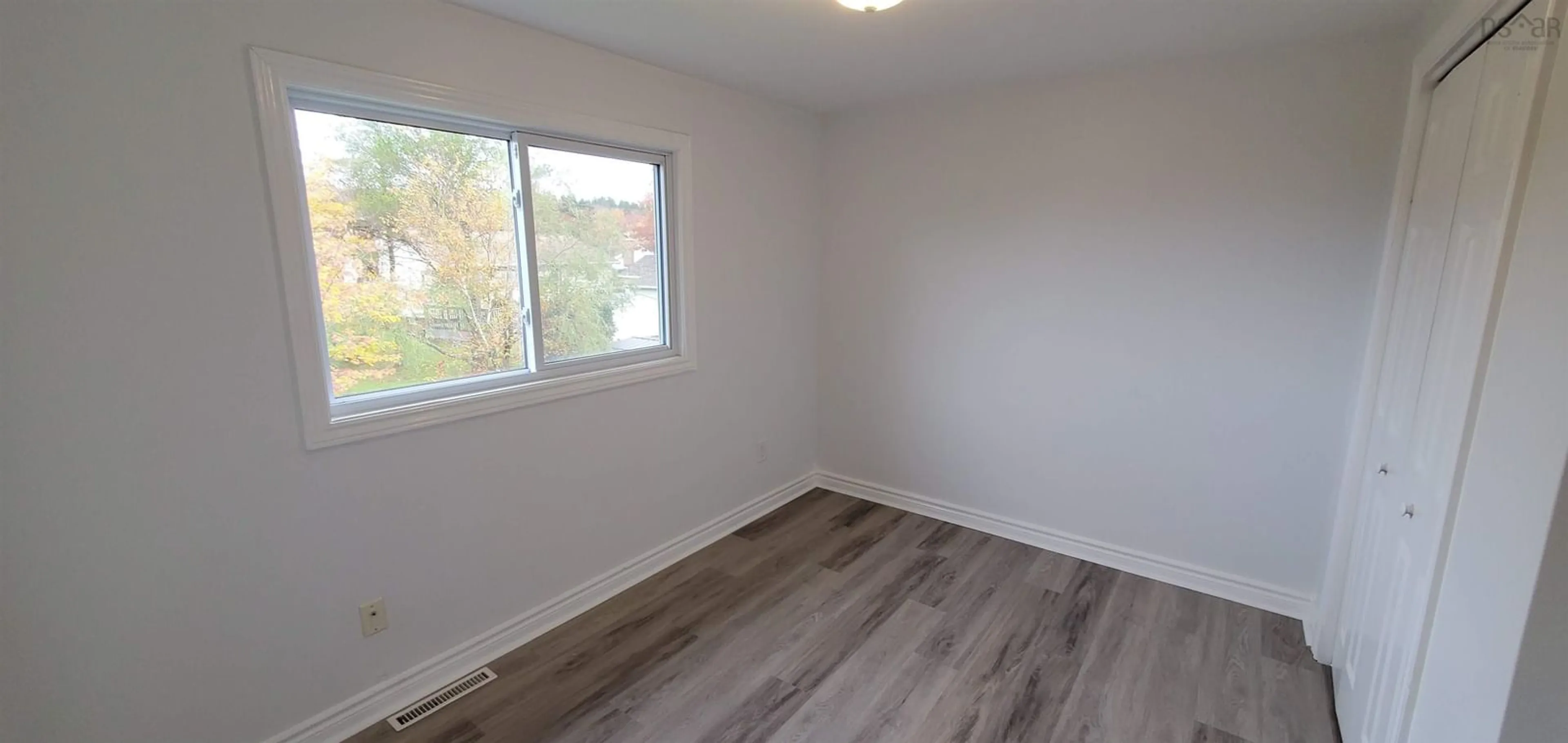 A pic of a room for 6 Wilbur Crt, Dartmouth Nova Scotia B2W 2J5