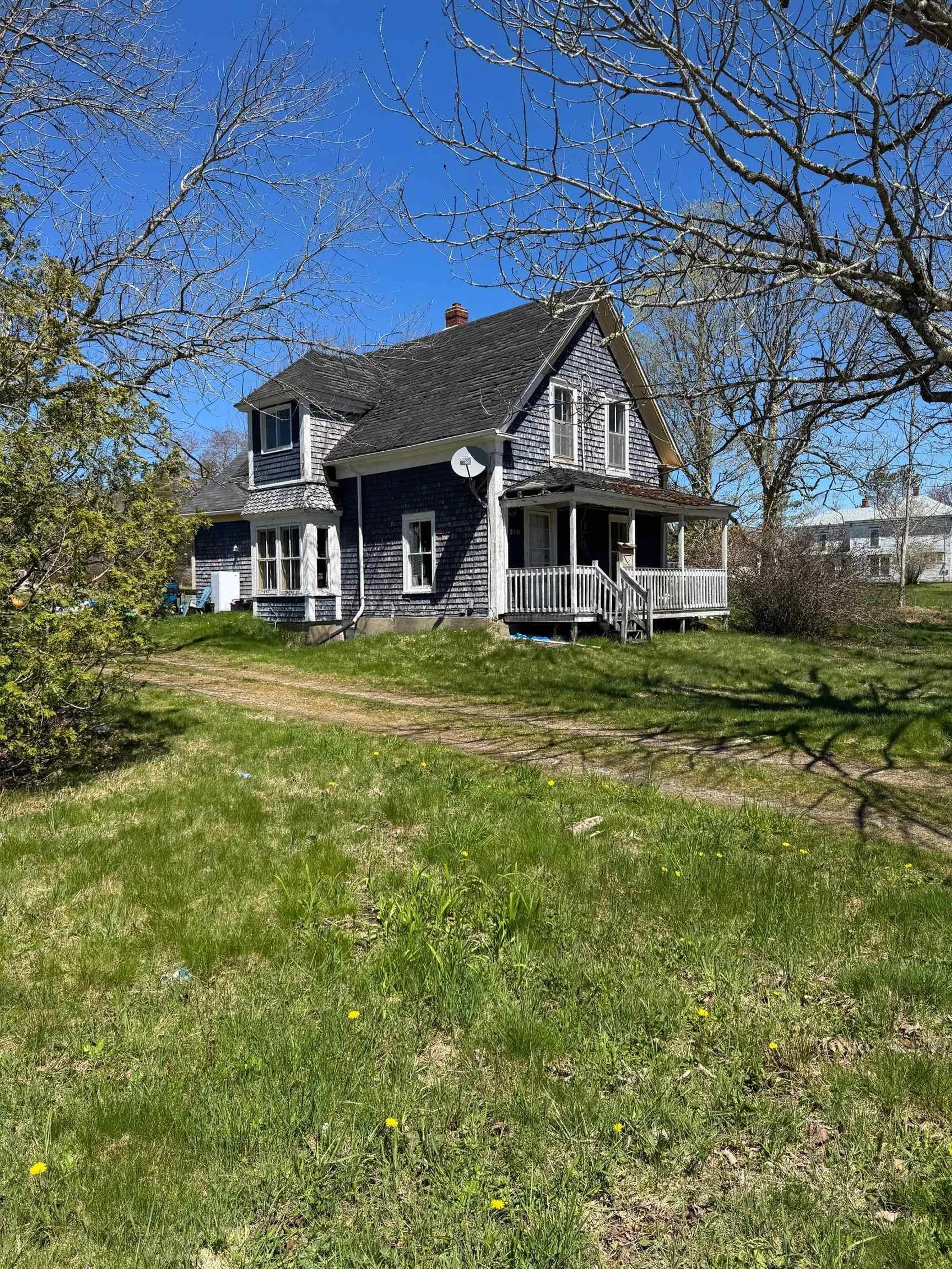 A pic from outside/outdoor area/front of a property/back of a property/a pic from drone, street for 2091 Highway 203, Kemptville Nova Scotia B5A 5P4
