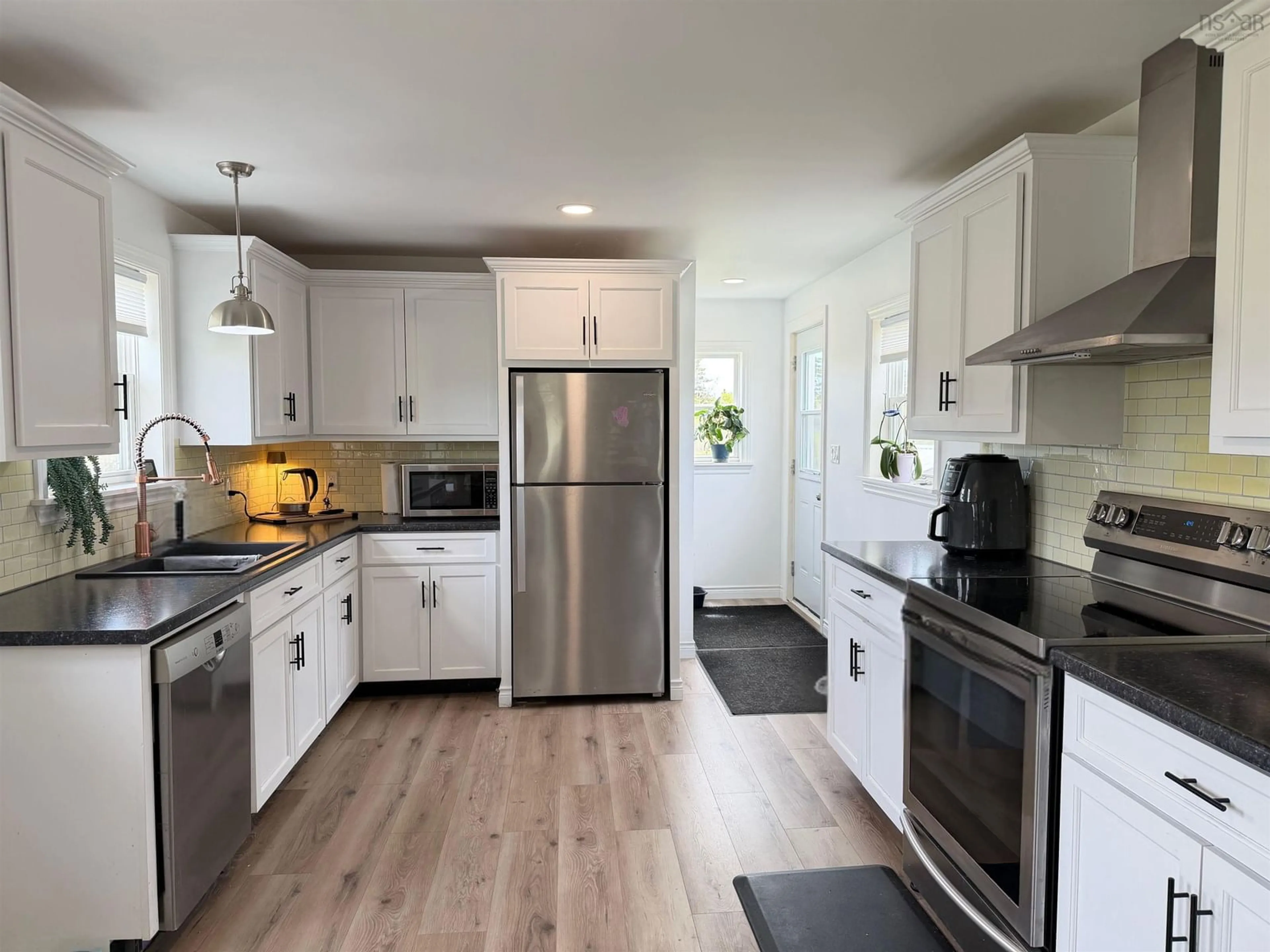 Open concept kitchen, unknown for 20 Jacquard Rd, Lower Wedgeport Nova Scotia B0W 2P0
