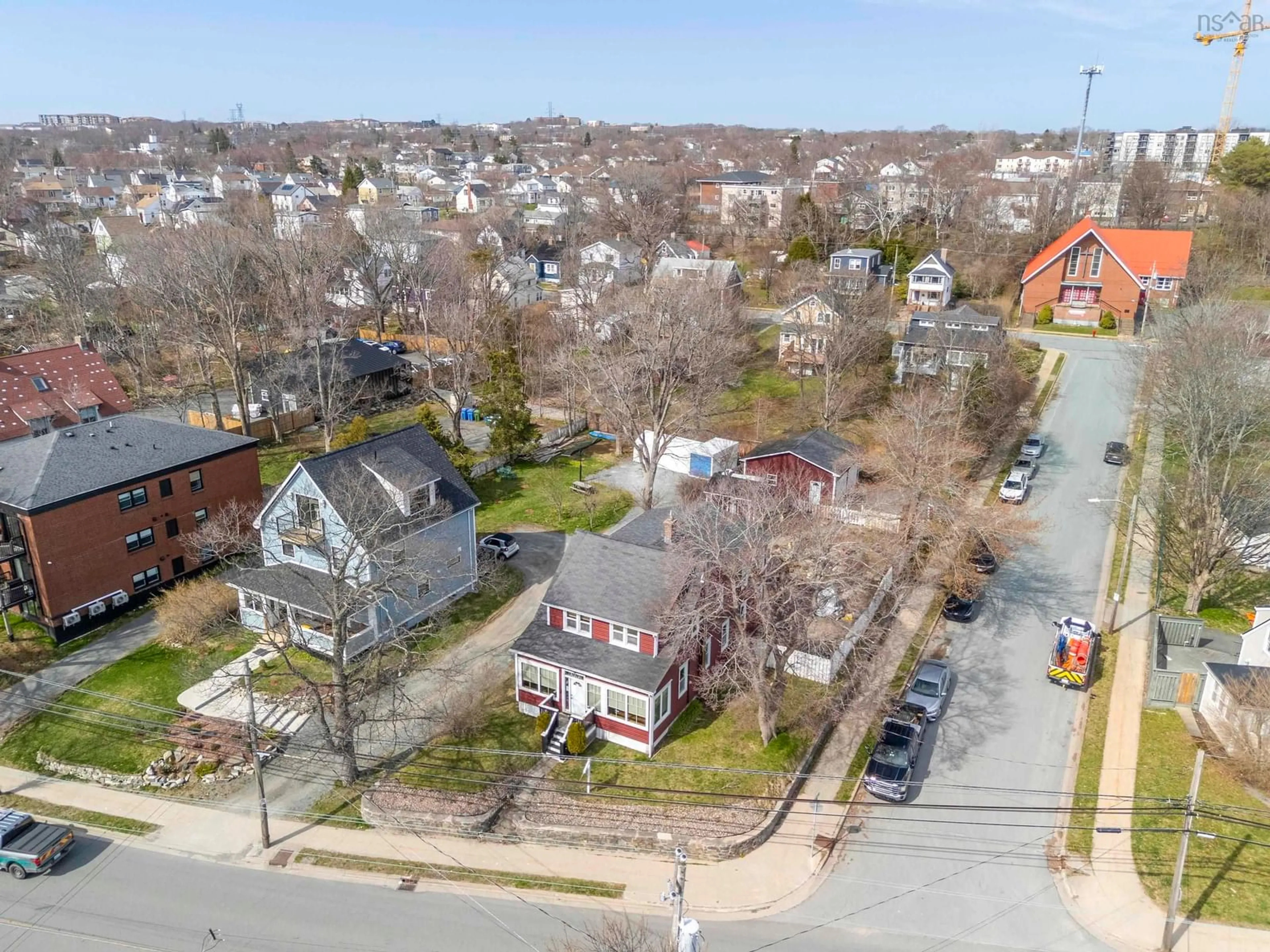 A pic from outside/outdoor area/front of a property/back of a property/a pic from drone, street for 212 Windmill Rd, Dartmouth Nova Scotia B3A 1G2