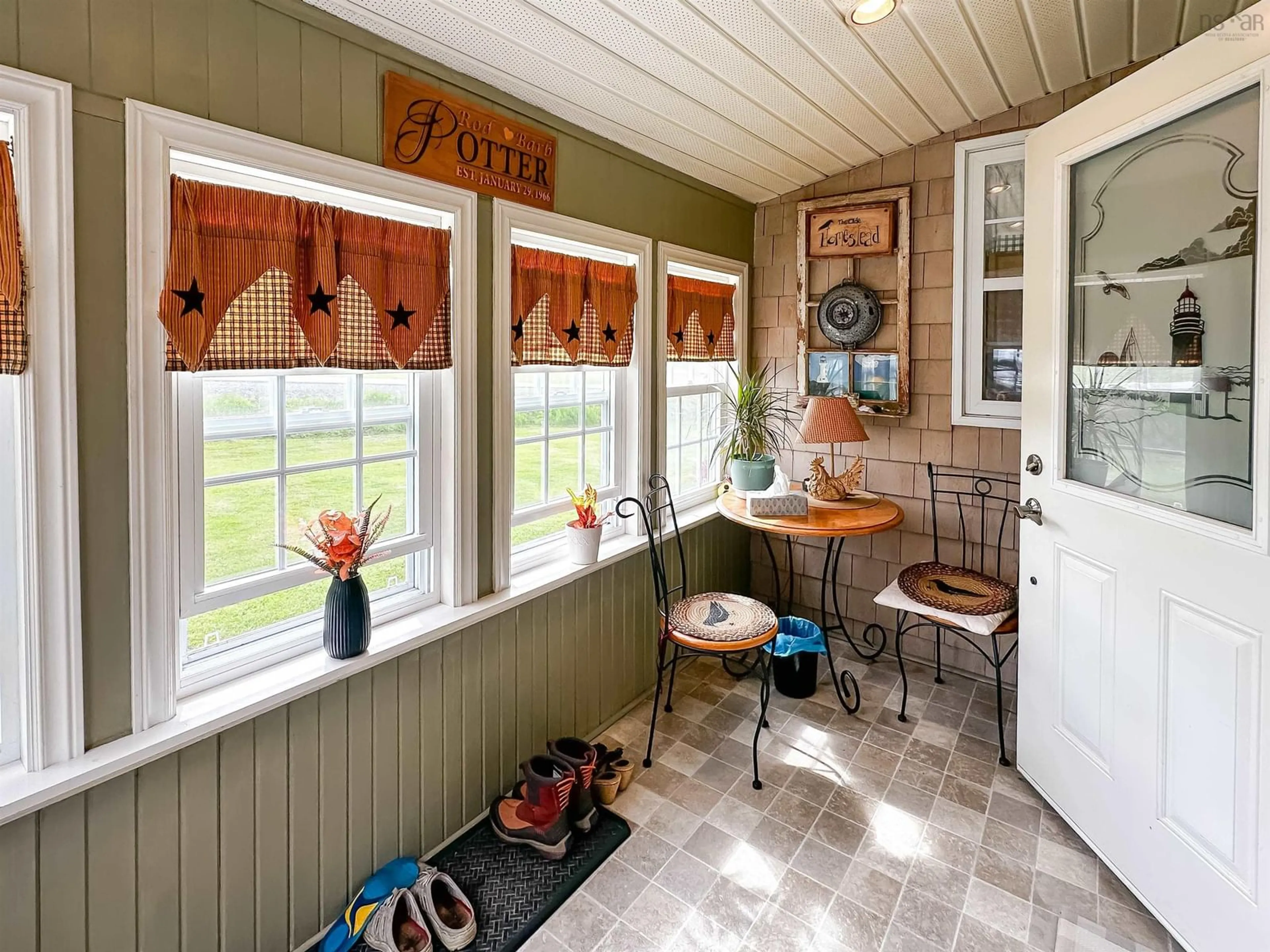 Indoor entryway for 4535 Highway 358, South Scots Bay Nova Scotia B0P 1H0