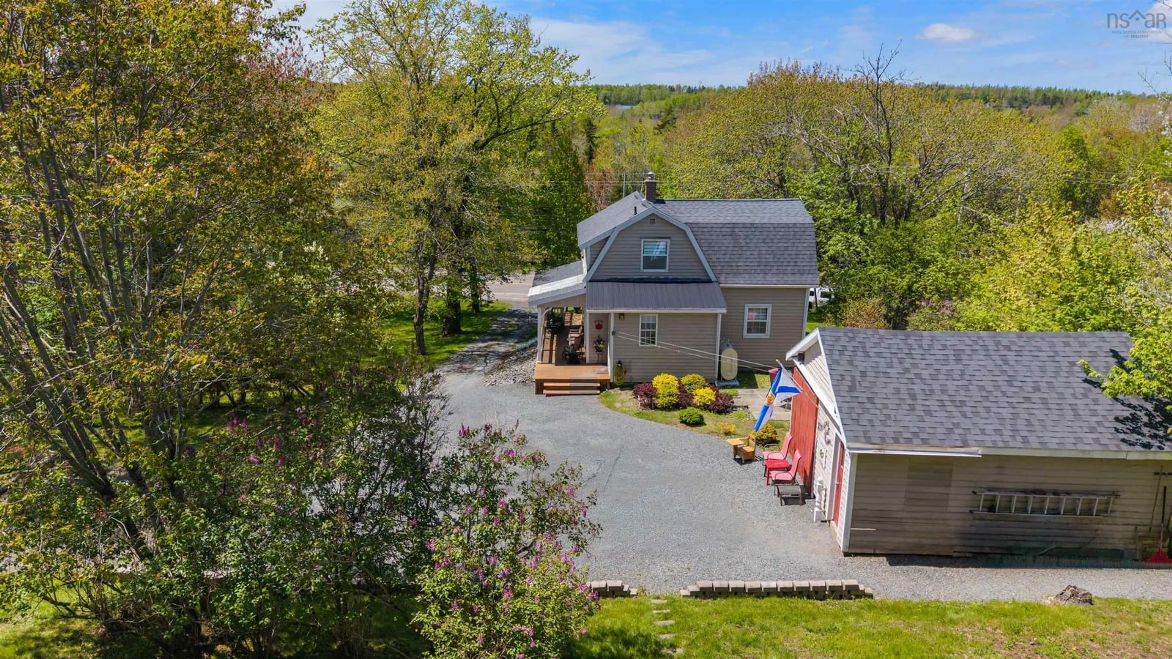 A pic from outside/outdoor area/front of a property/back of a property/a pic from drone, water/lake/river/ocean view for 635 Willow St St, Truro Nova Scotia B2N 5H2