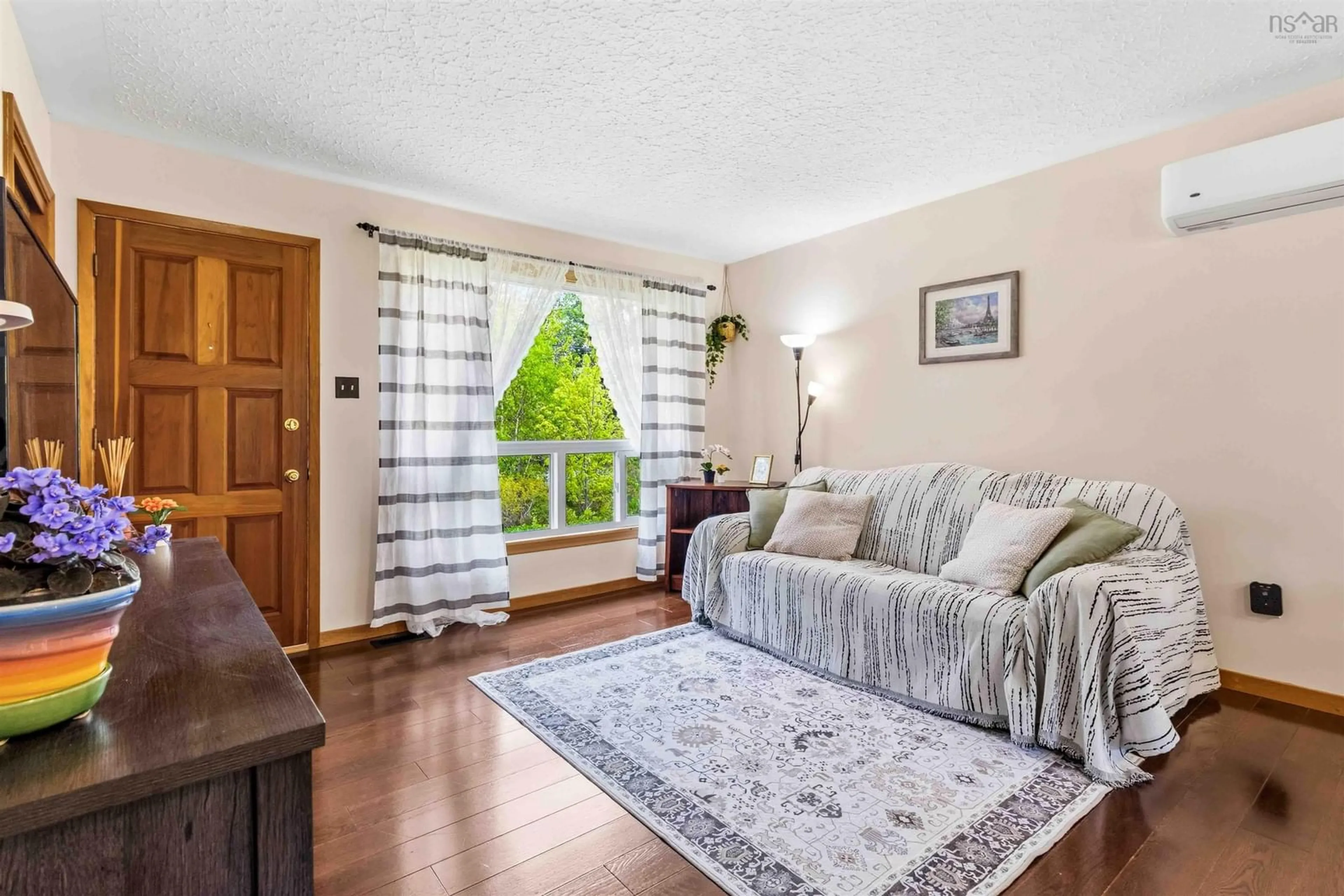 Living room with furniture, unknown for 77 Carleton Dr, Lake Echo Nova Scotia B3E 1A1
