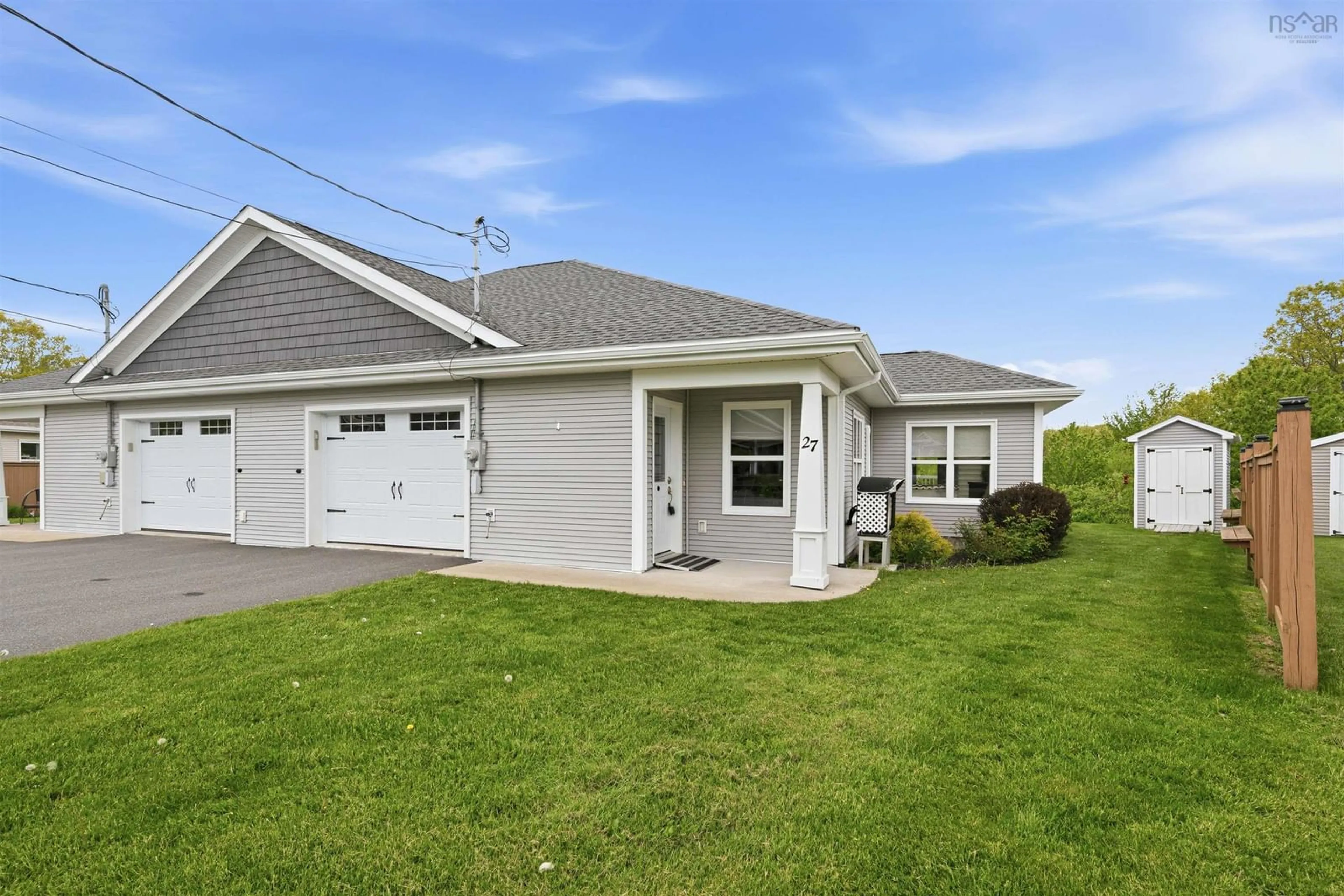 Home with vinyl exterior material, unknown for 27 Mariner Dr, Hantsport Nova Scotia B0P 1P0