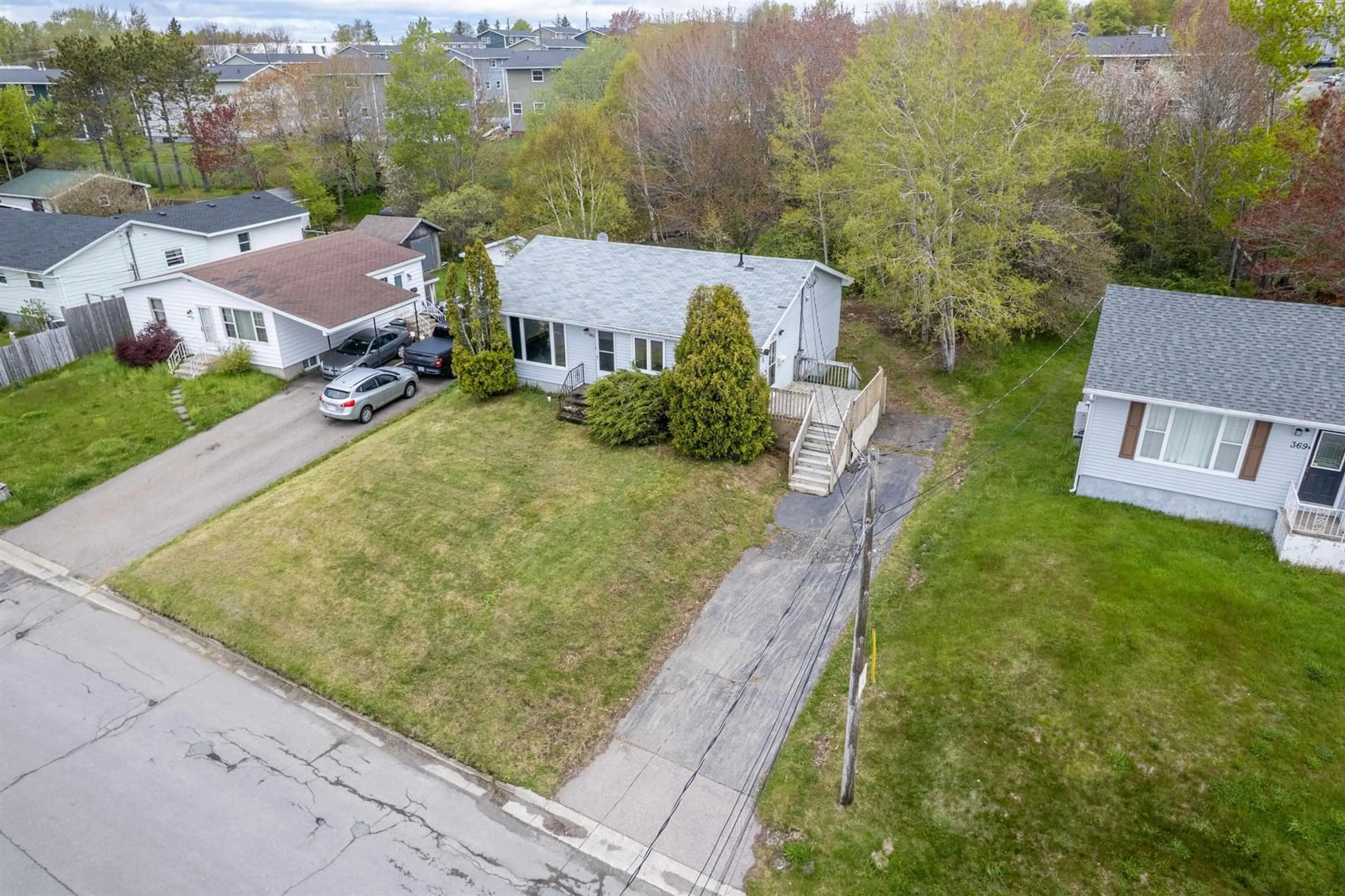 A pic from outside/outdoor area/front of a property/back of a property/a pic from drone, street for 365 Rotary Dr, Sydney Nova Scotia B1P 4S6