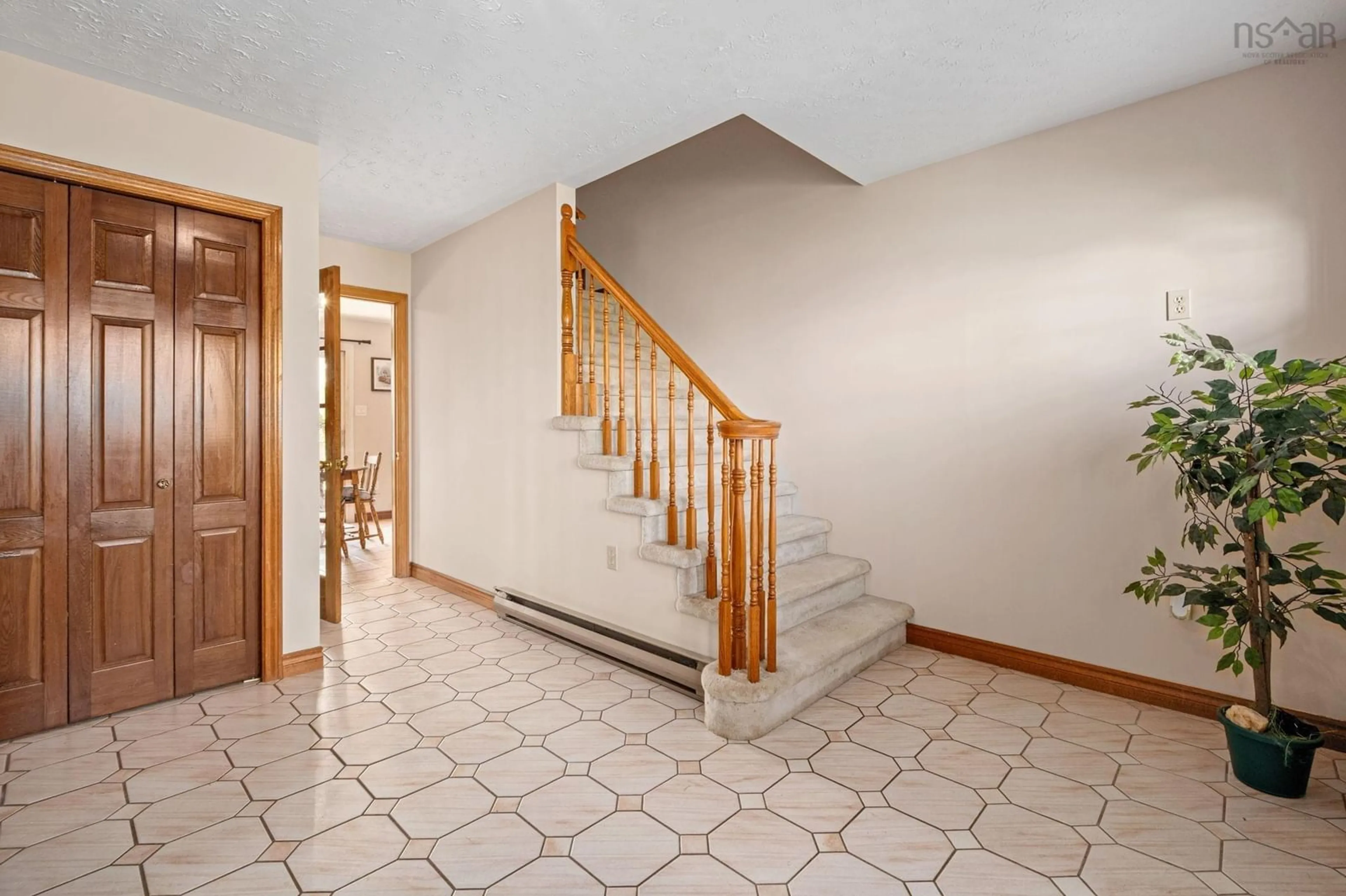 Indoor foyer for 84 Diana Grace Ave, Dartmouth Nova Scotia B2W 6A2
