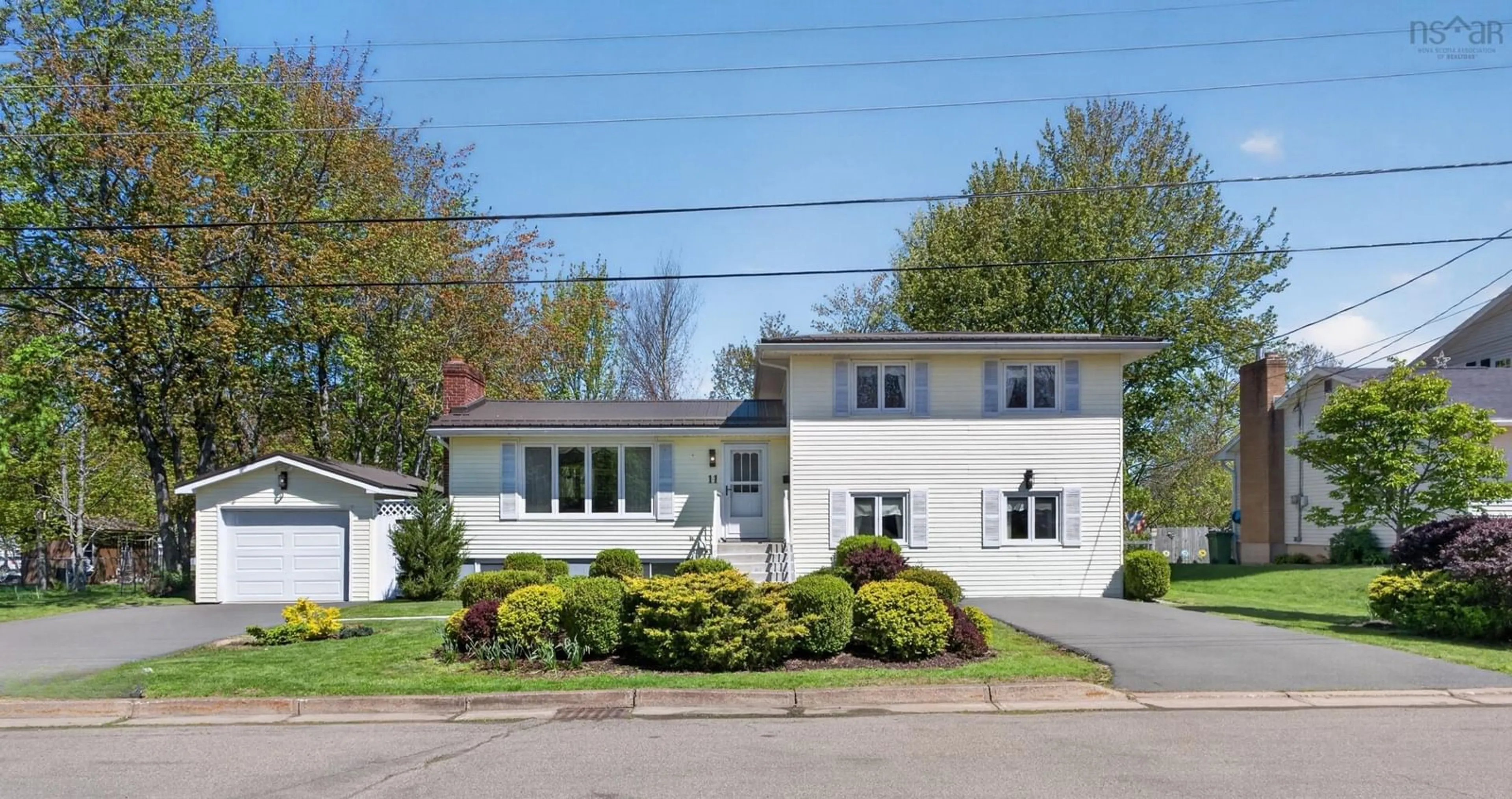 Home with vinyl exterior material, street for 11 Aster Pl, Truro Nova Scotia B2N 5X9