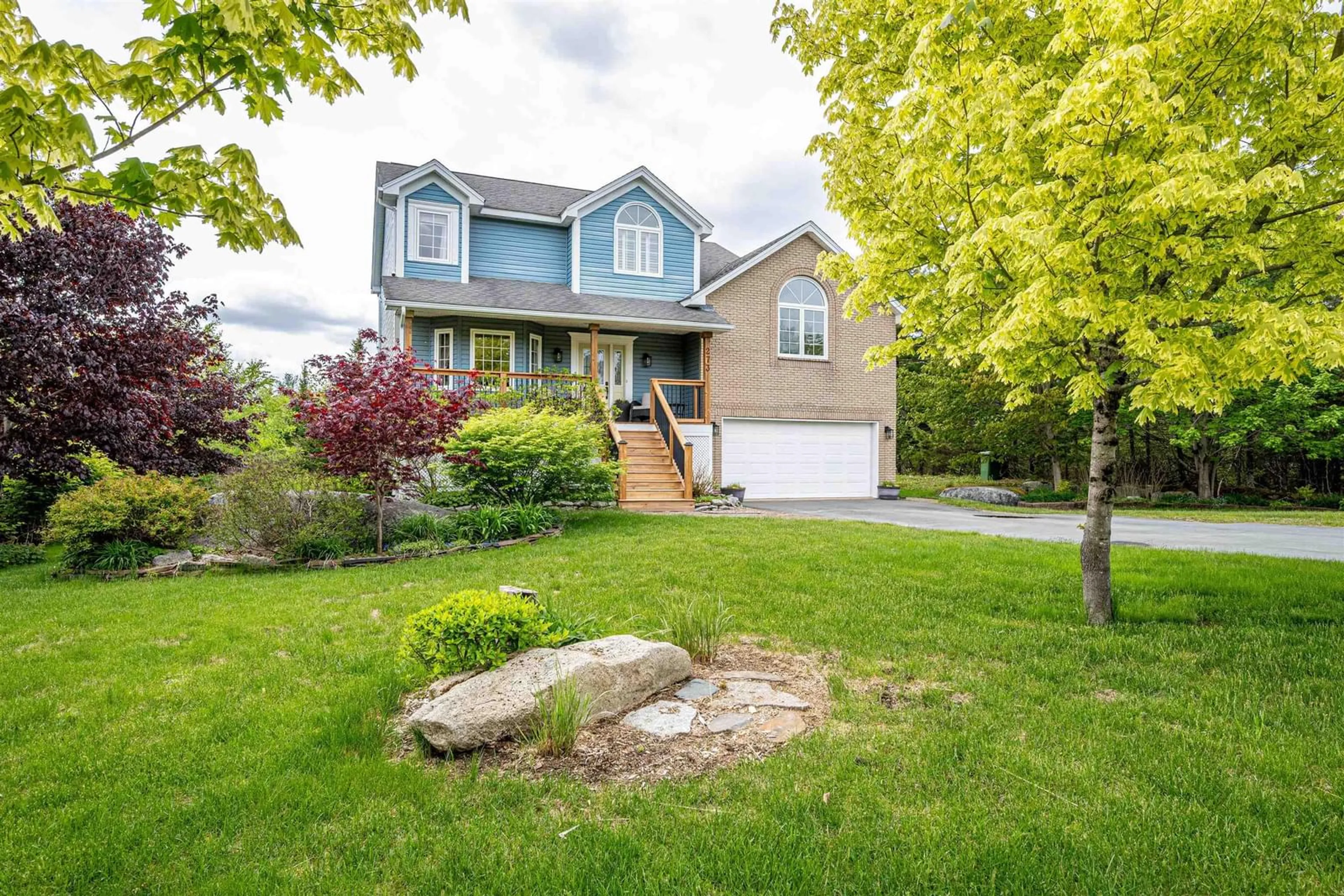 Home with vinyl exterior material, street for 273 Kingswood Dr, Hammonds Plains Nova Scotia B4B 1L8