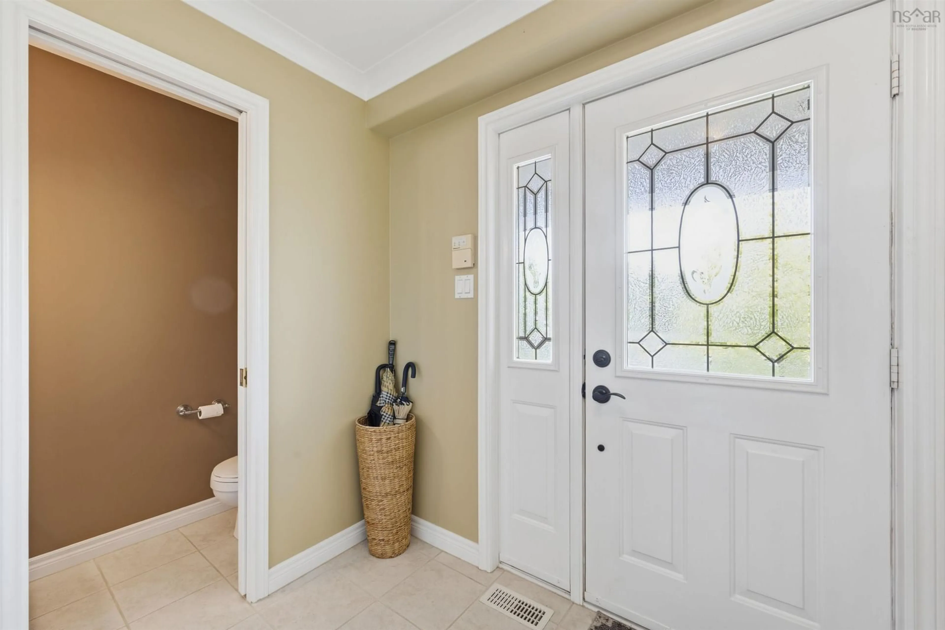 Indoor entryway for 273 Kingswood Dr, Hammonds Plains Nova Scotia B4B 1L8