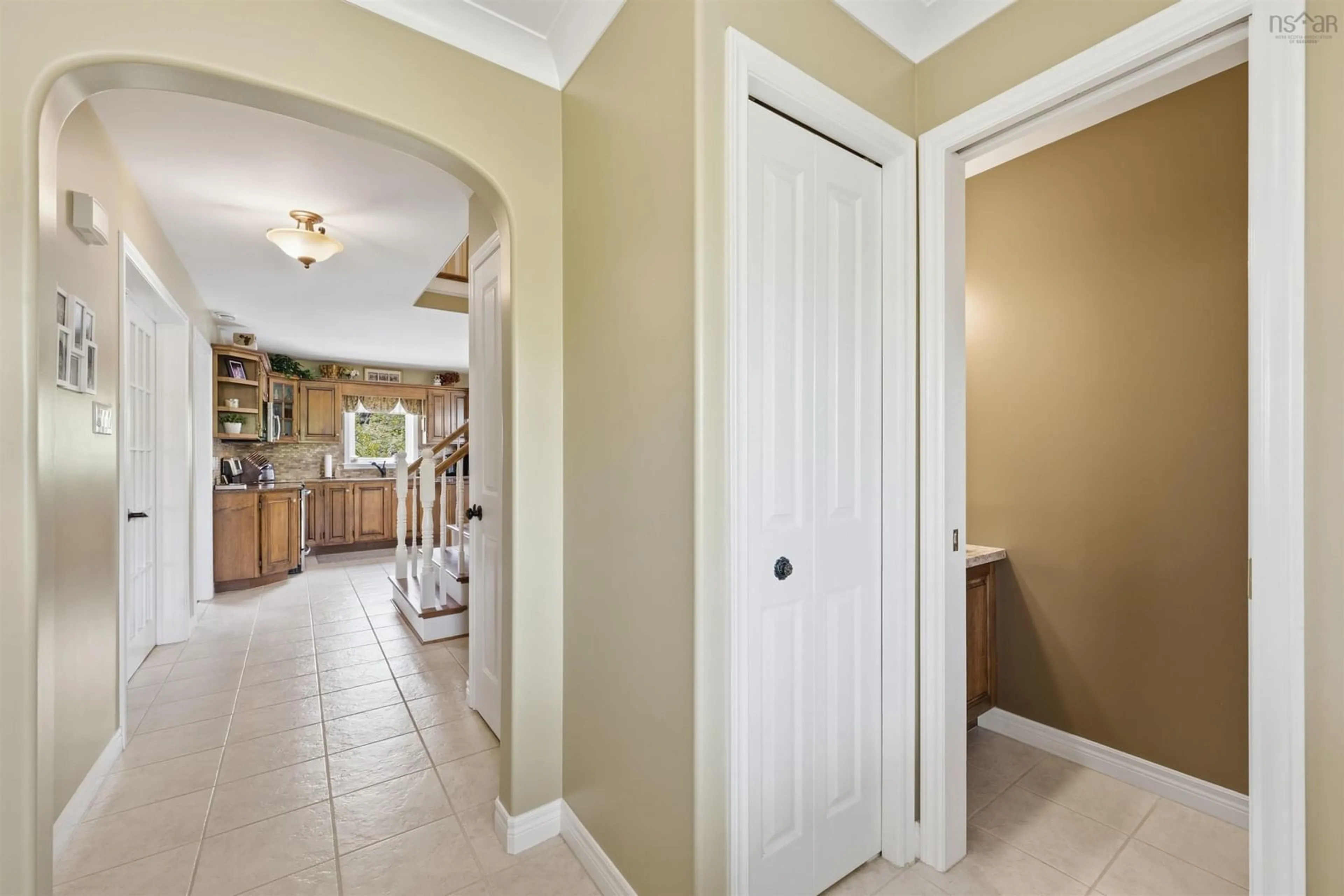 Indoor entryway for 273 Kingswood Dr, Hammonds Plains Nova Scotia B4B 1L8