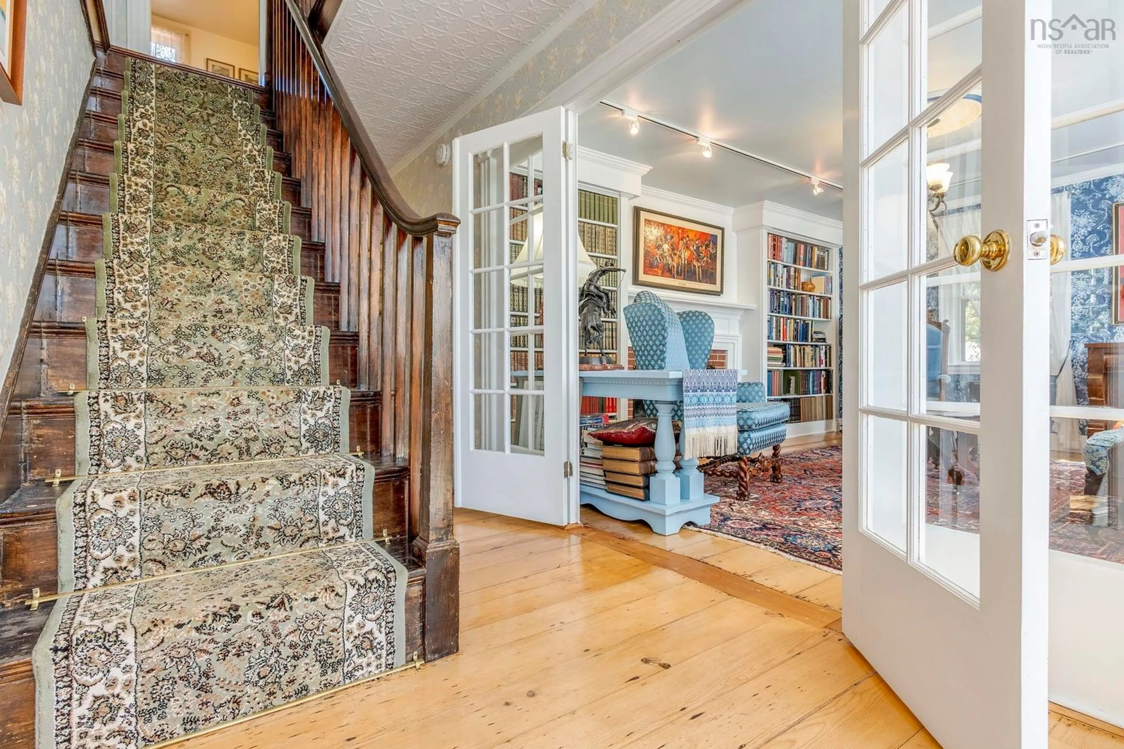 Indoor entryway for 5315 Granville Rd, Granville Ferry Nova Scotia B0S 1K0