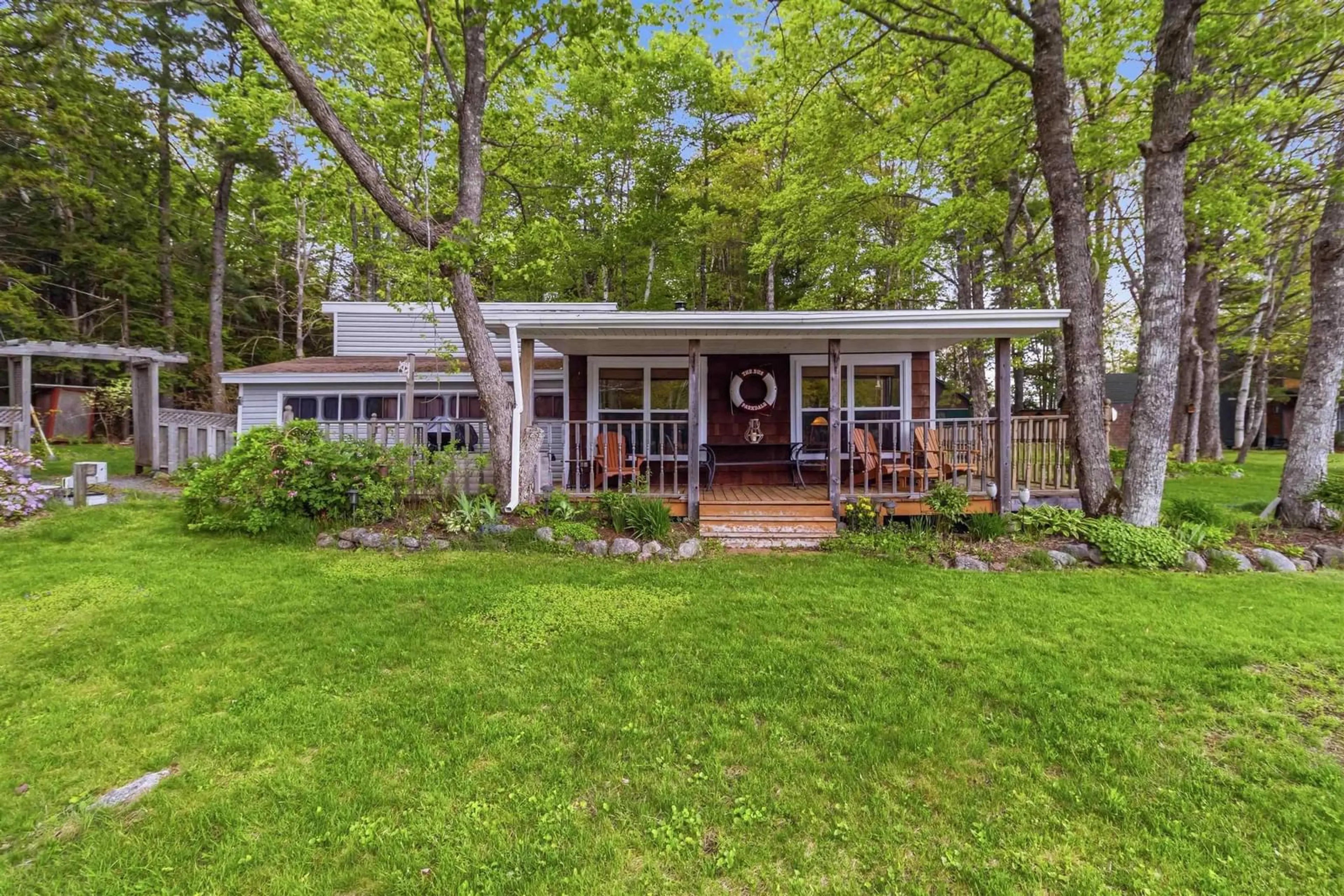 Home with vinyl exterior material, unknown for 382 Grimms Cove Rd, Parkdale Nova Scotia B0R 1A0
