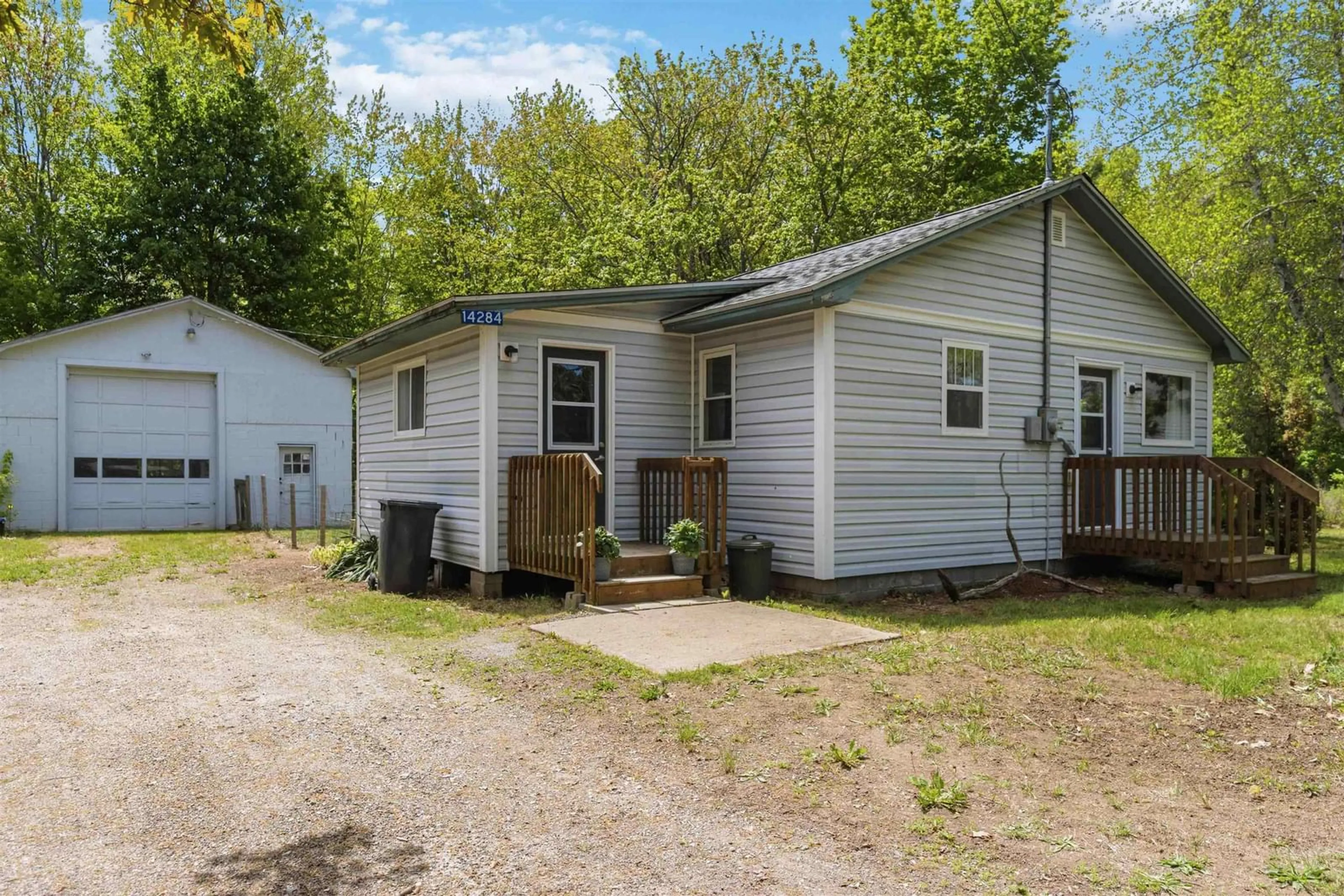Unknown for 14284 Highway 1, Wilmot Nova Scotia B0S 1P0