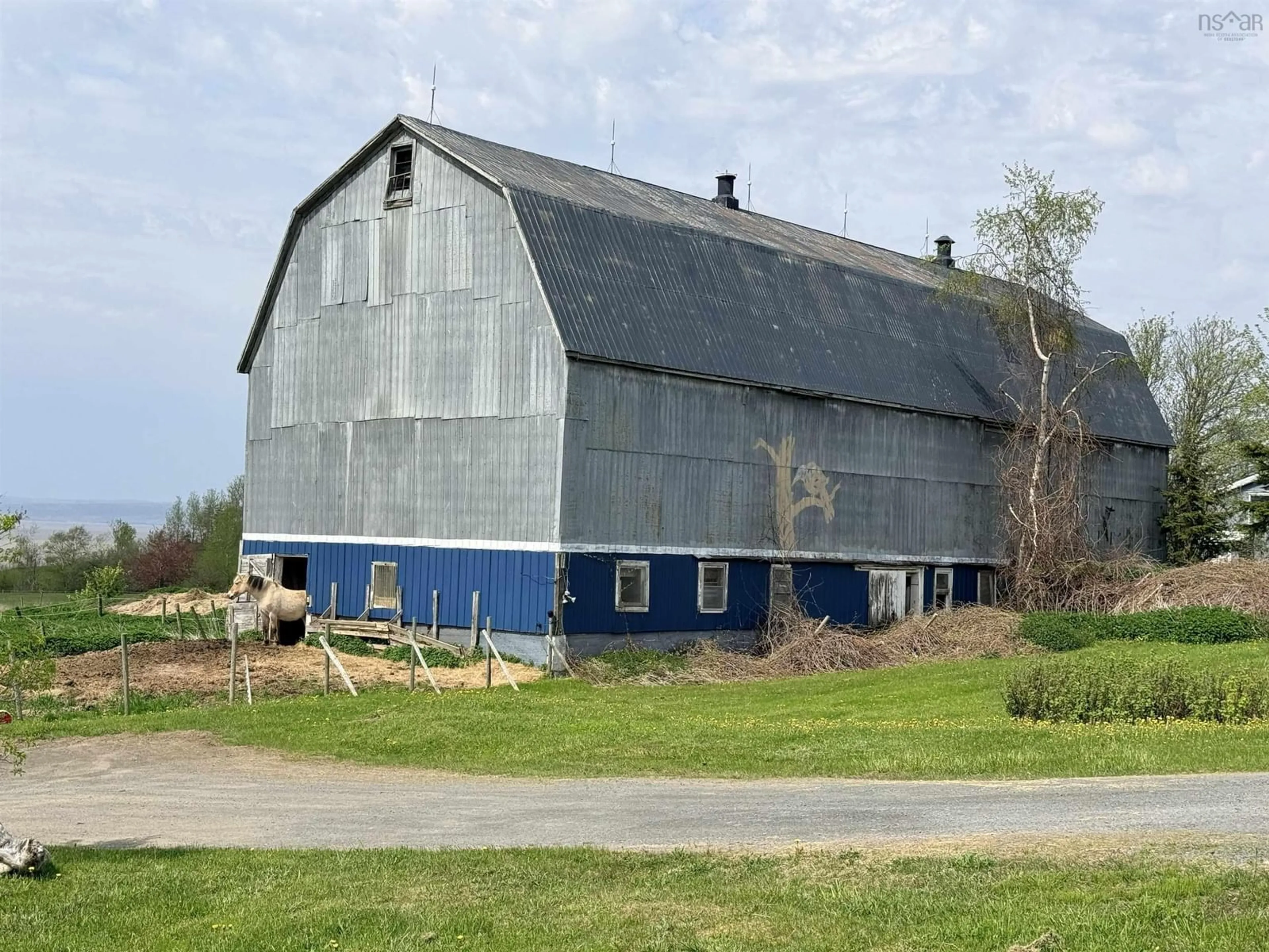 Shed for 2621 215 Hwy, Tennecape Nova Scotia B0N 2R0