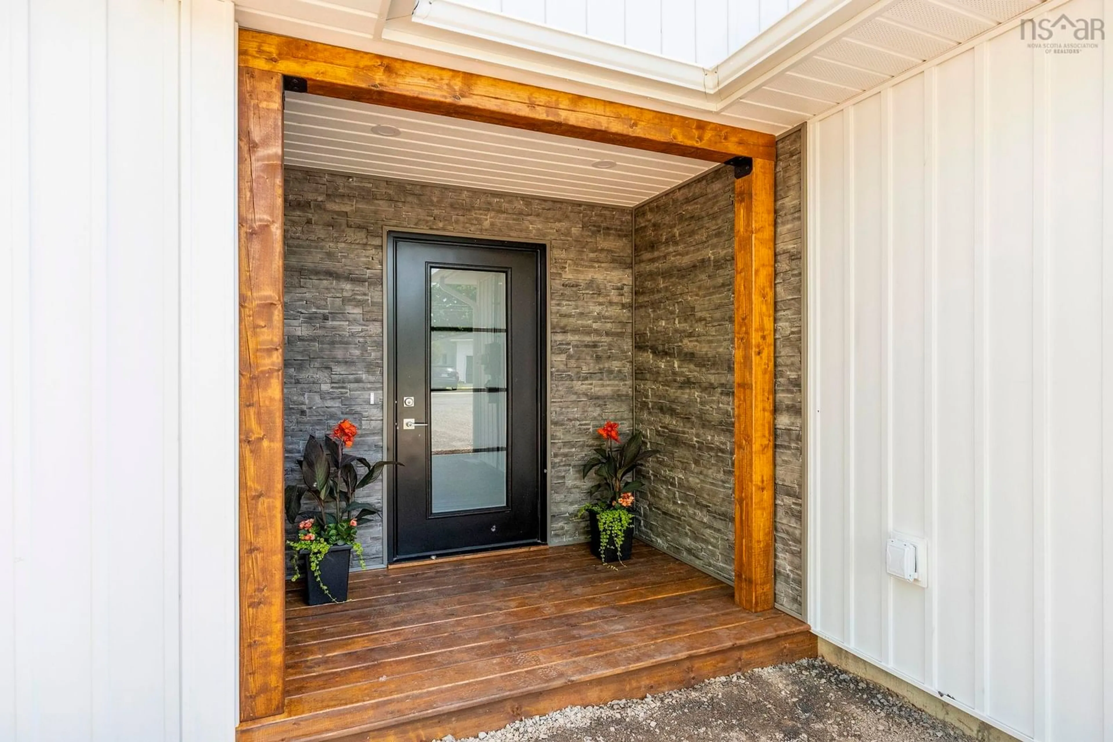 Indoor entryway for 181 Campbell Road, North Kentville Nova Scotia B4N 1Y4