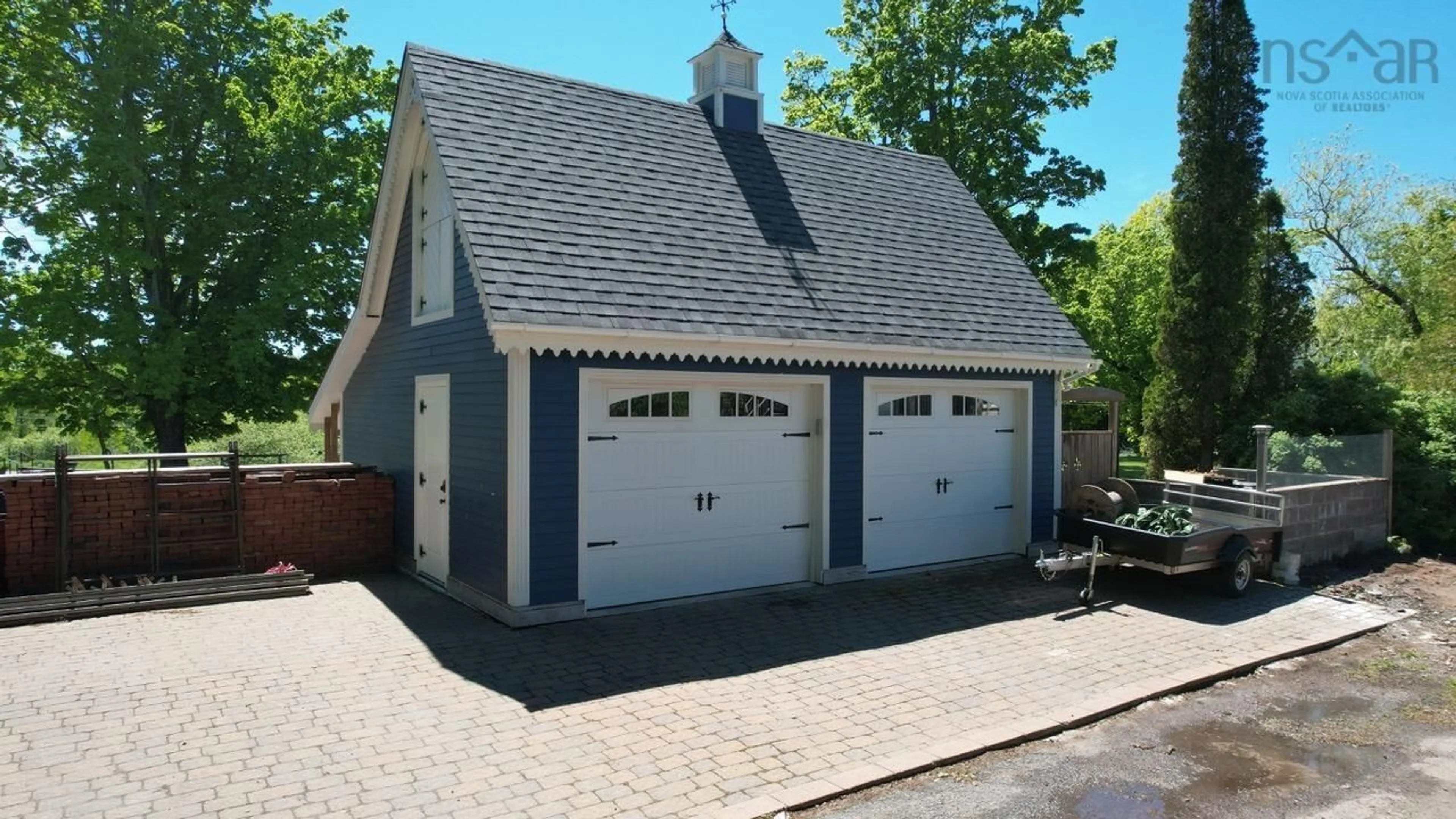 Indoor garage for 18 Stanley St, Oxford Nova Scotia B0M 1P0