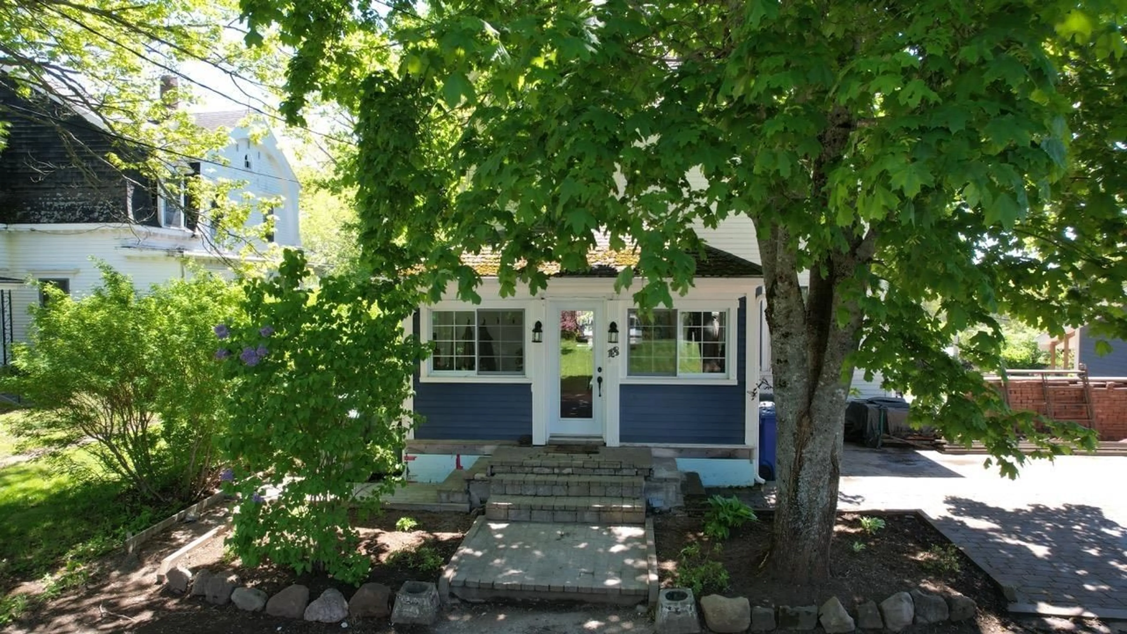 Patio, street for 18 Stanley St, Oxford Nova Scotia B0M 1P0