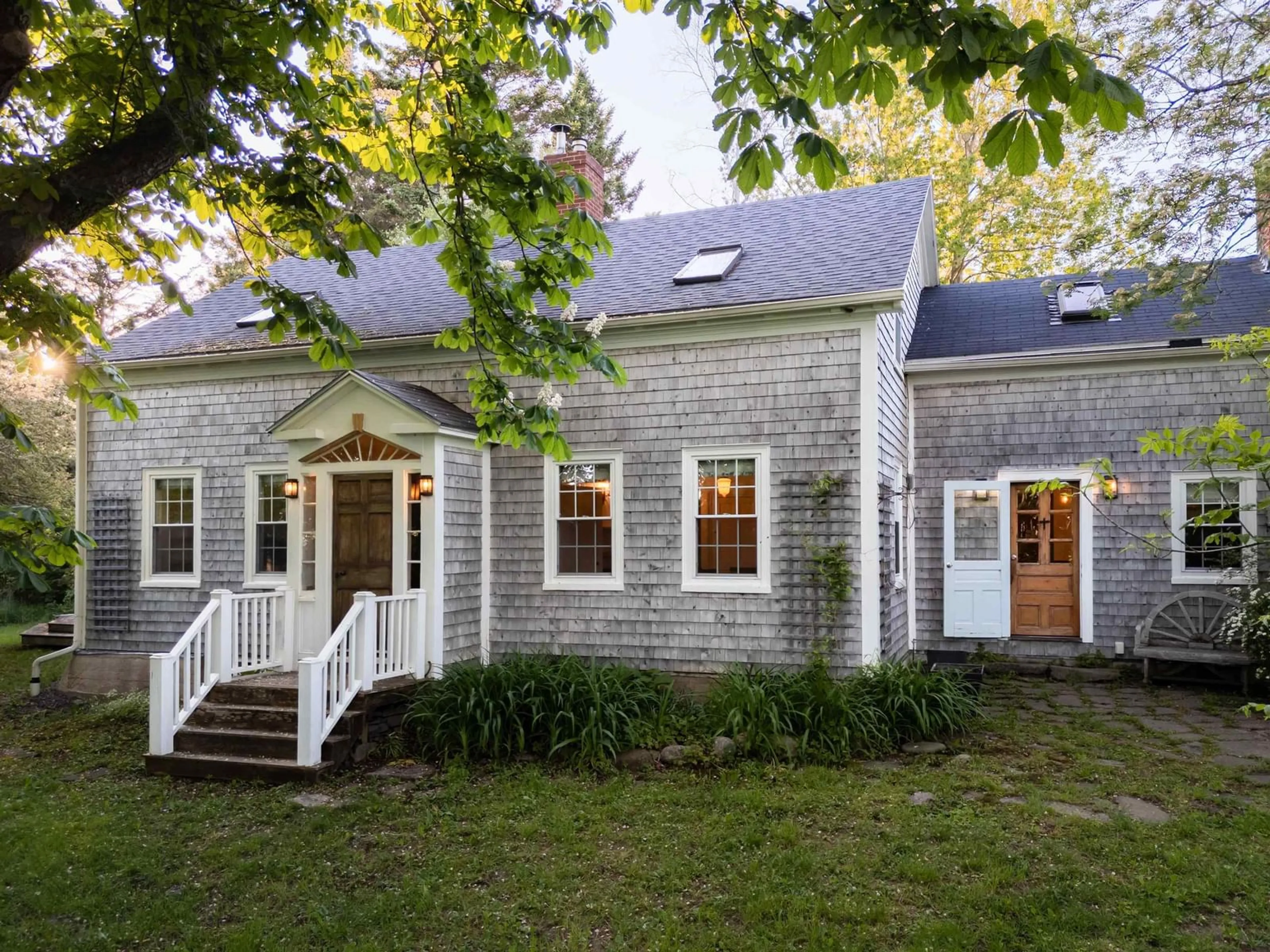 Home with brick exterior material, street for 5043 Granville Rd, Granville Ferry Nova Scotia B0S 1A0