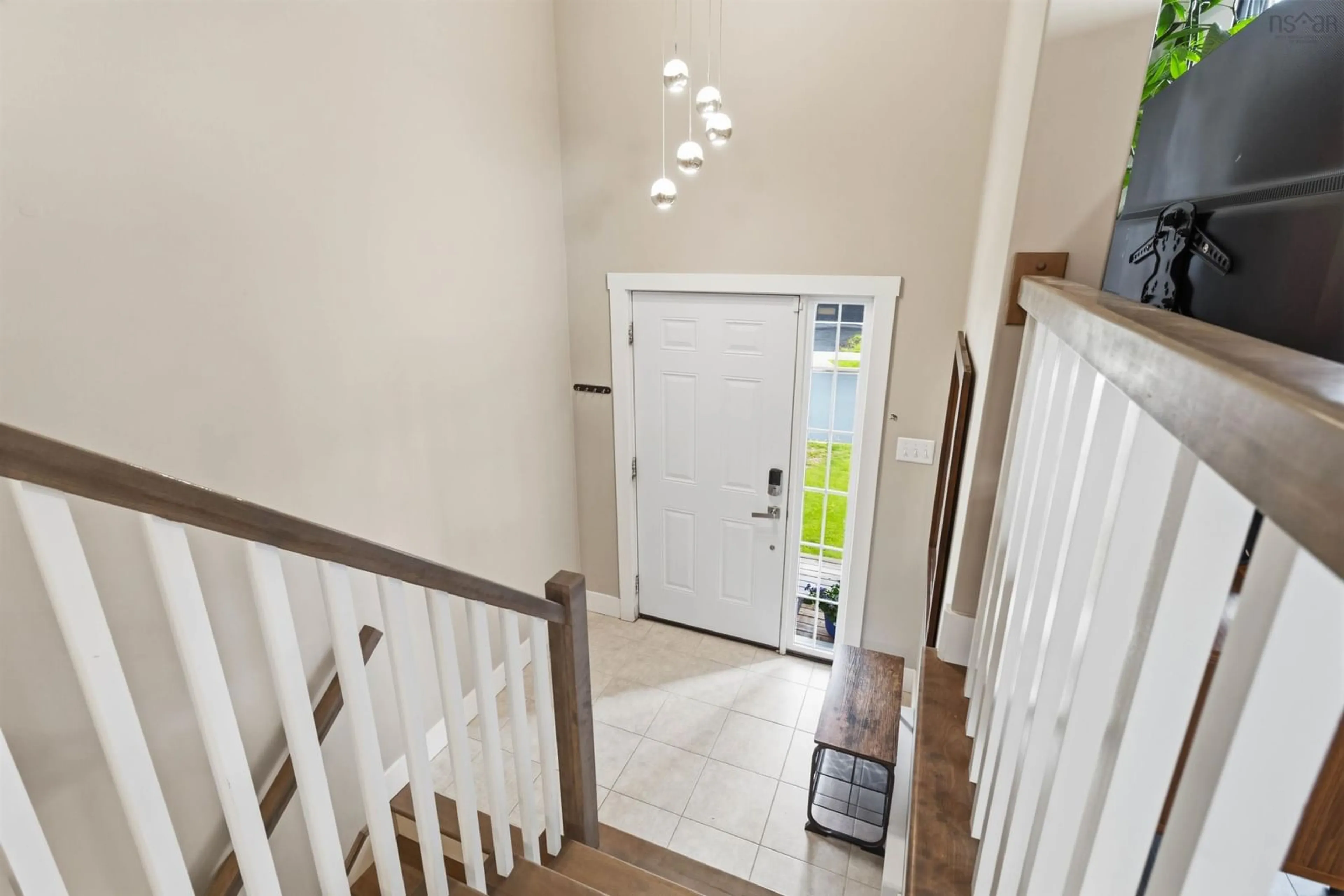 Indoor entryway for 22 Mica Crescent Cres, Halifax Nova Scotia B3P 0G8