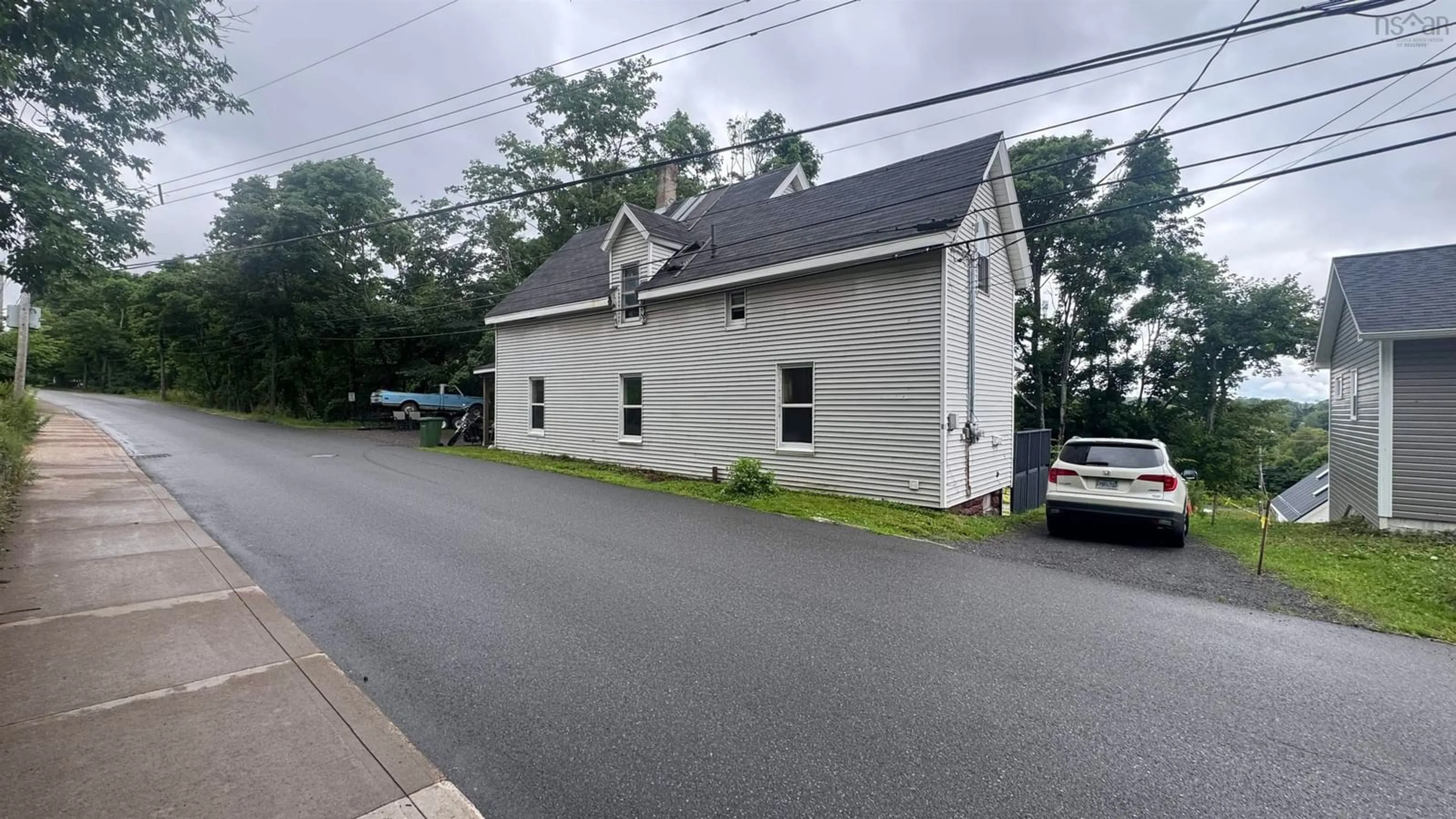 Unknown for 264 High St, New Glasgow Nova Scotia B2H 2P1