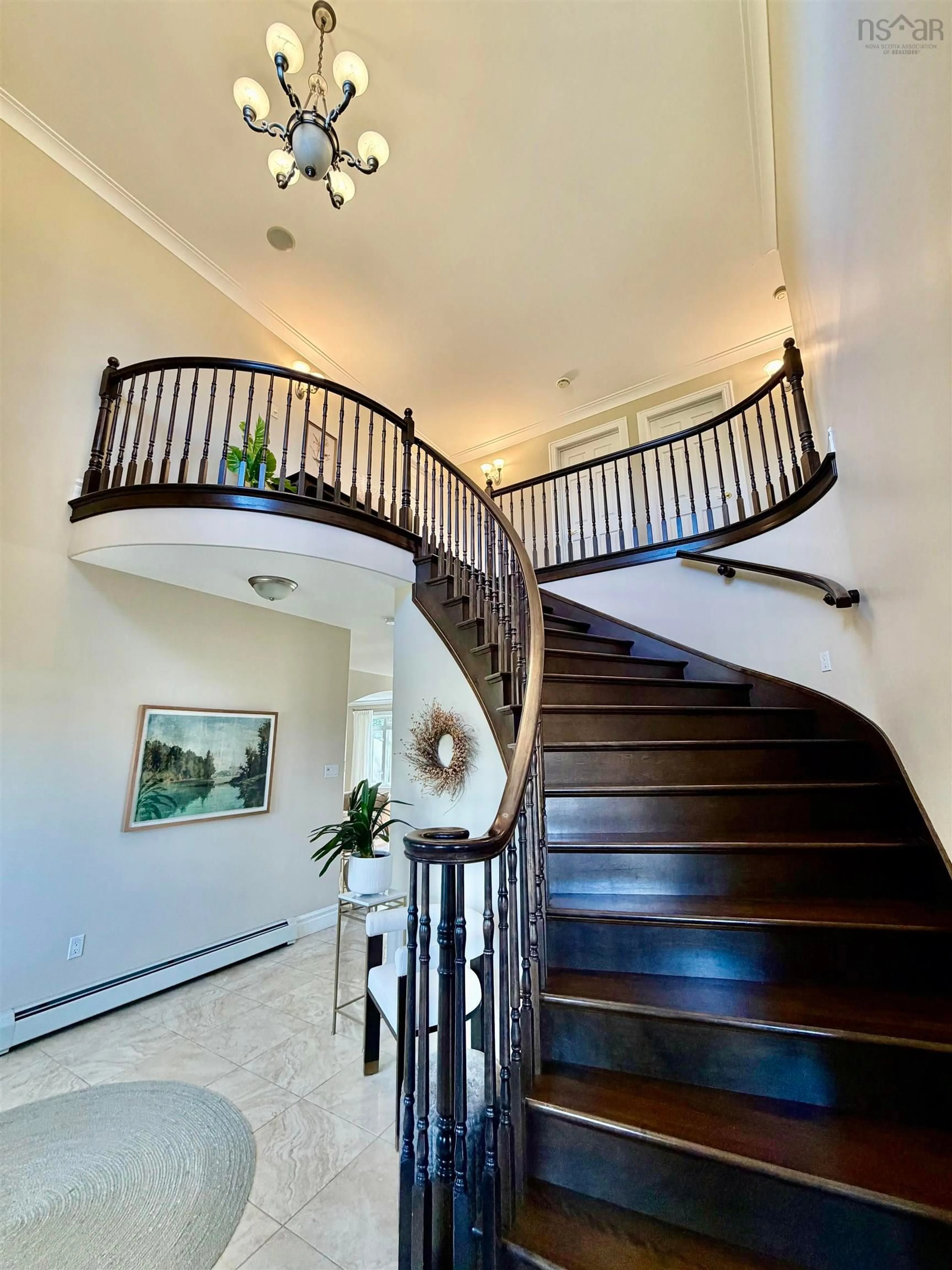 Indoor foyer for 65 Roxbury Cres, Halifax Nova Scotia B3M 4S9