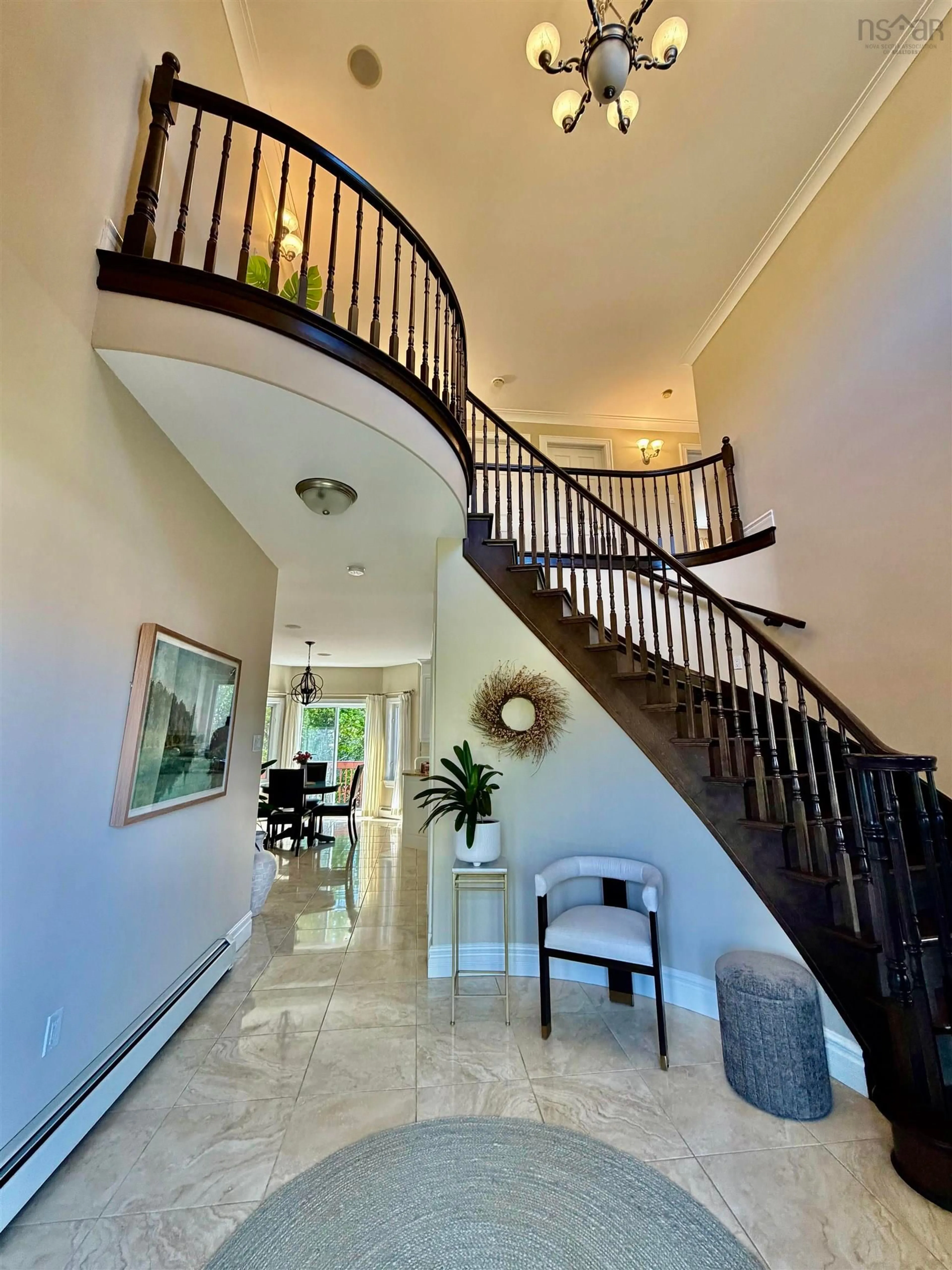 Indoor foyer for 65 Roxbury Cres, Halifax Nova Scotia B3M 4S9