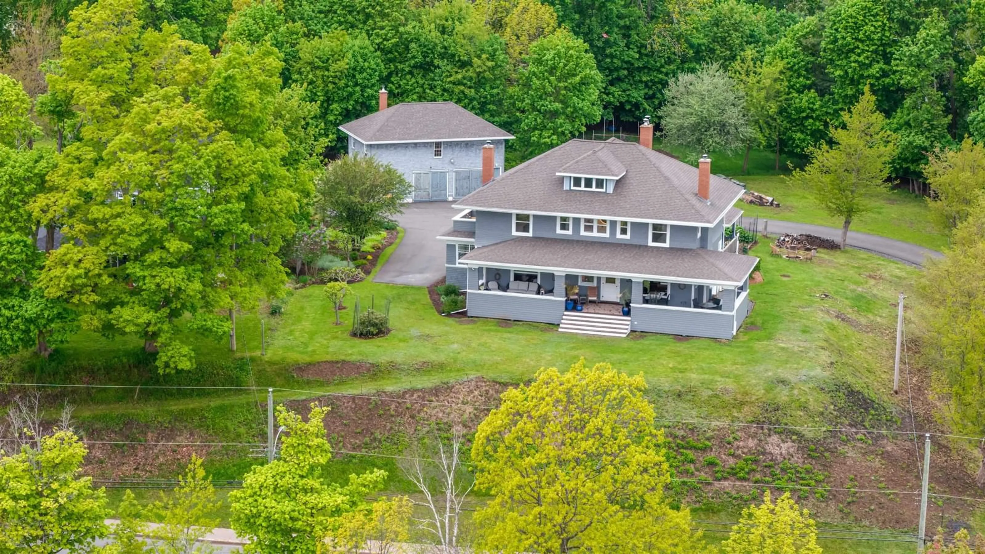 A pic from outside/outdoor area/front of a property/back of a property/a pic from drone, water/lake/river/ocean view for 192 Terrace St, New Glasgow Nova Scotia B2H 1R4