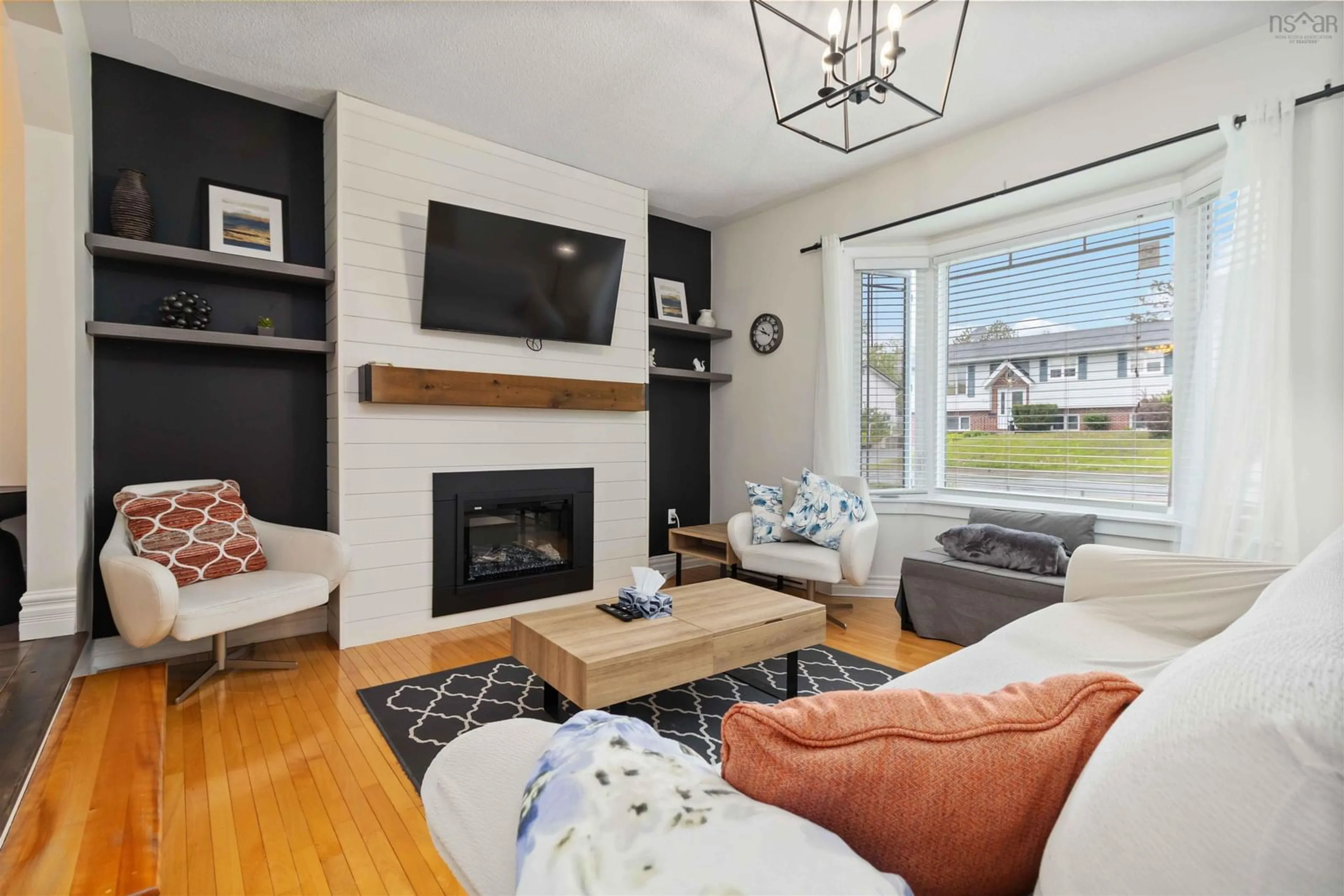 Living room with furniture, wood/laminate floor for 150 Churchill Downs Cir, Lower Sackville Nova Scotia B4E 2J4