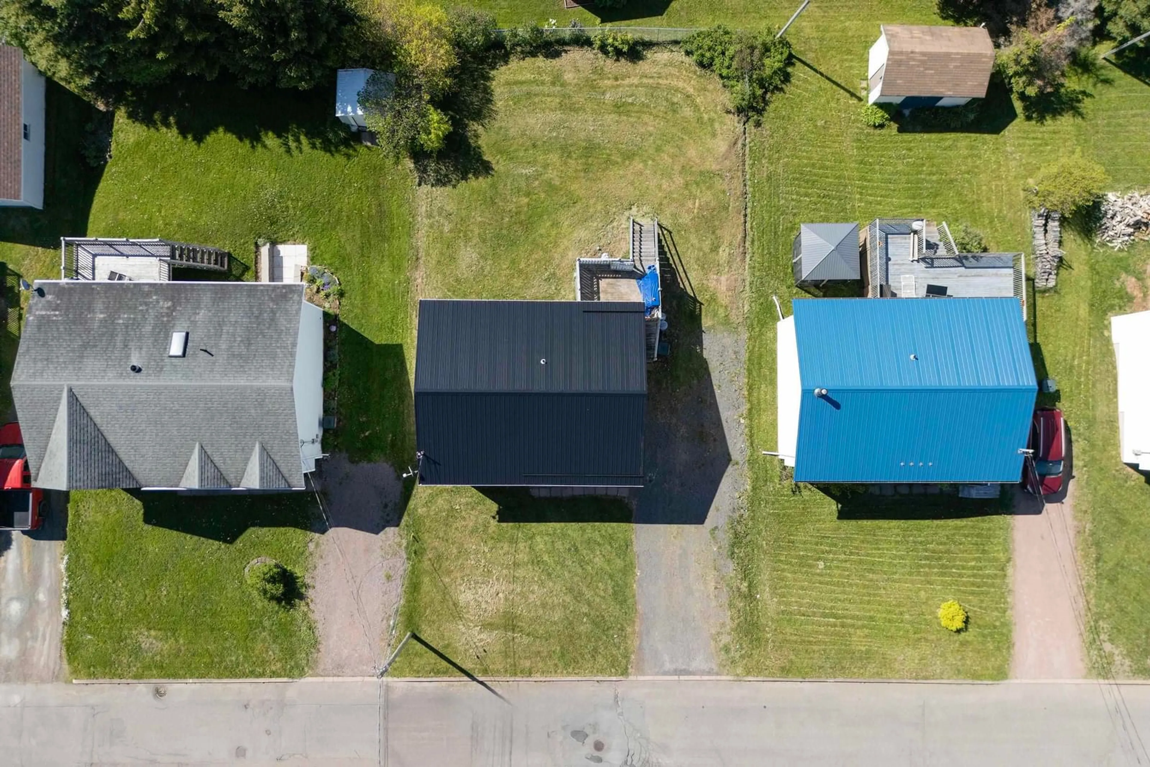 A pic from outside/outdoor area/front of a property/back of a property/a pic from drone, street for 50 Townshend Ave, Amherst Nova Scotia B4H 4N6