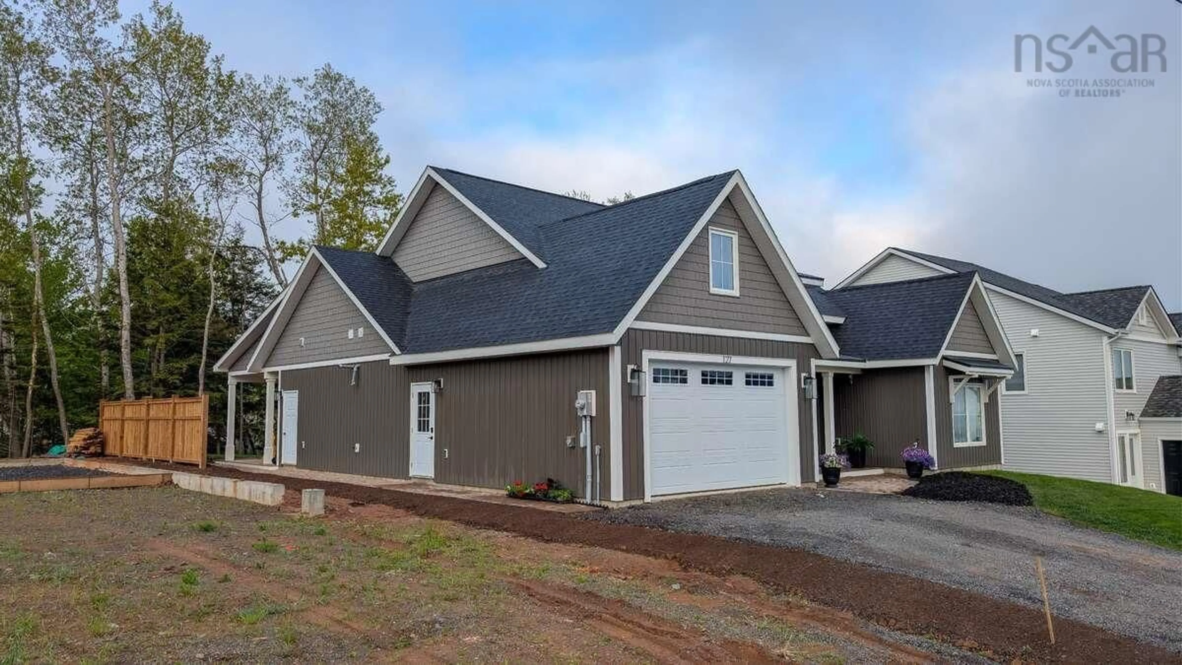 Home with vinyl exterior material, unknown for 127 Stirling Ave, Wolfville Nova Scotia B4P 2N3