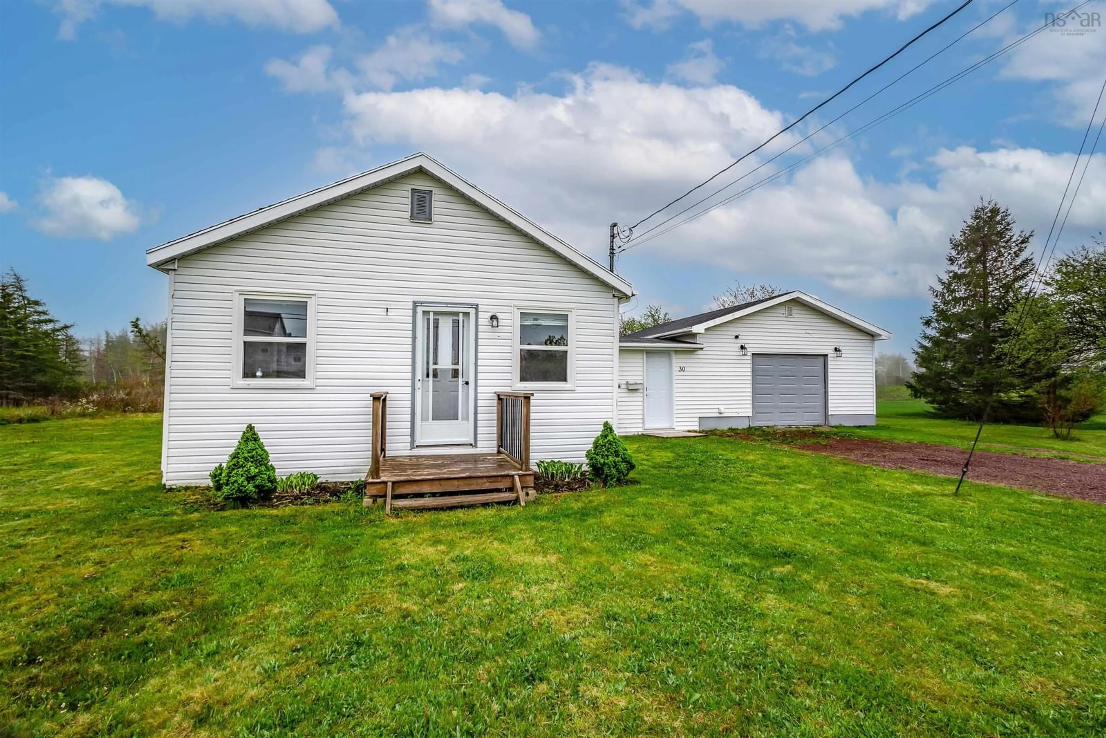 Home with vinyl exterior material, unknown for Thomas Avenue Sydney Ns #30, Mira Road Nova Scotia B1P 3G2