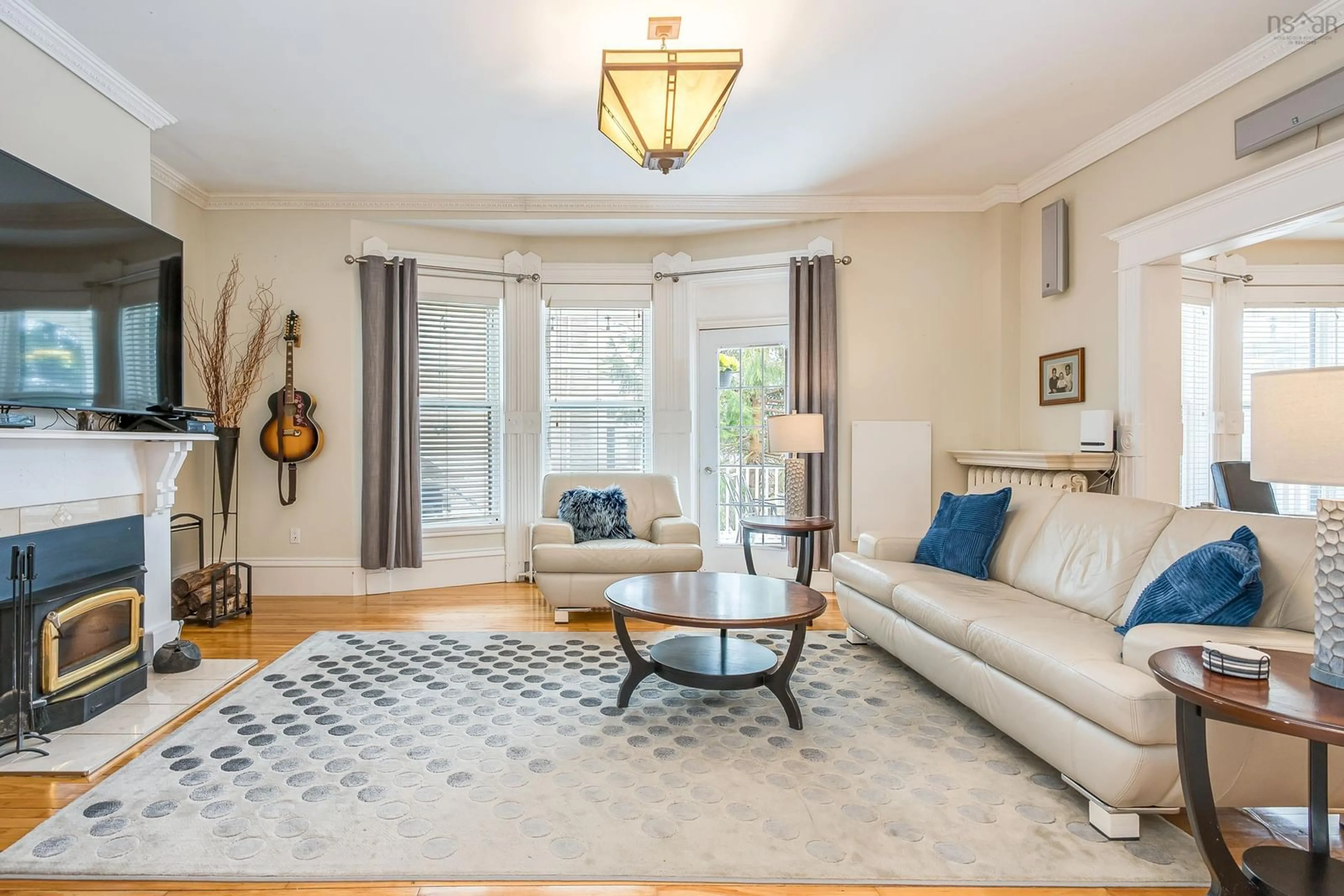 Living room with furniture, unknown for 602 Francklyn St, Halifax Nova Scotia B3H 3B4
