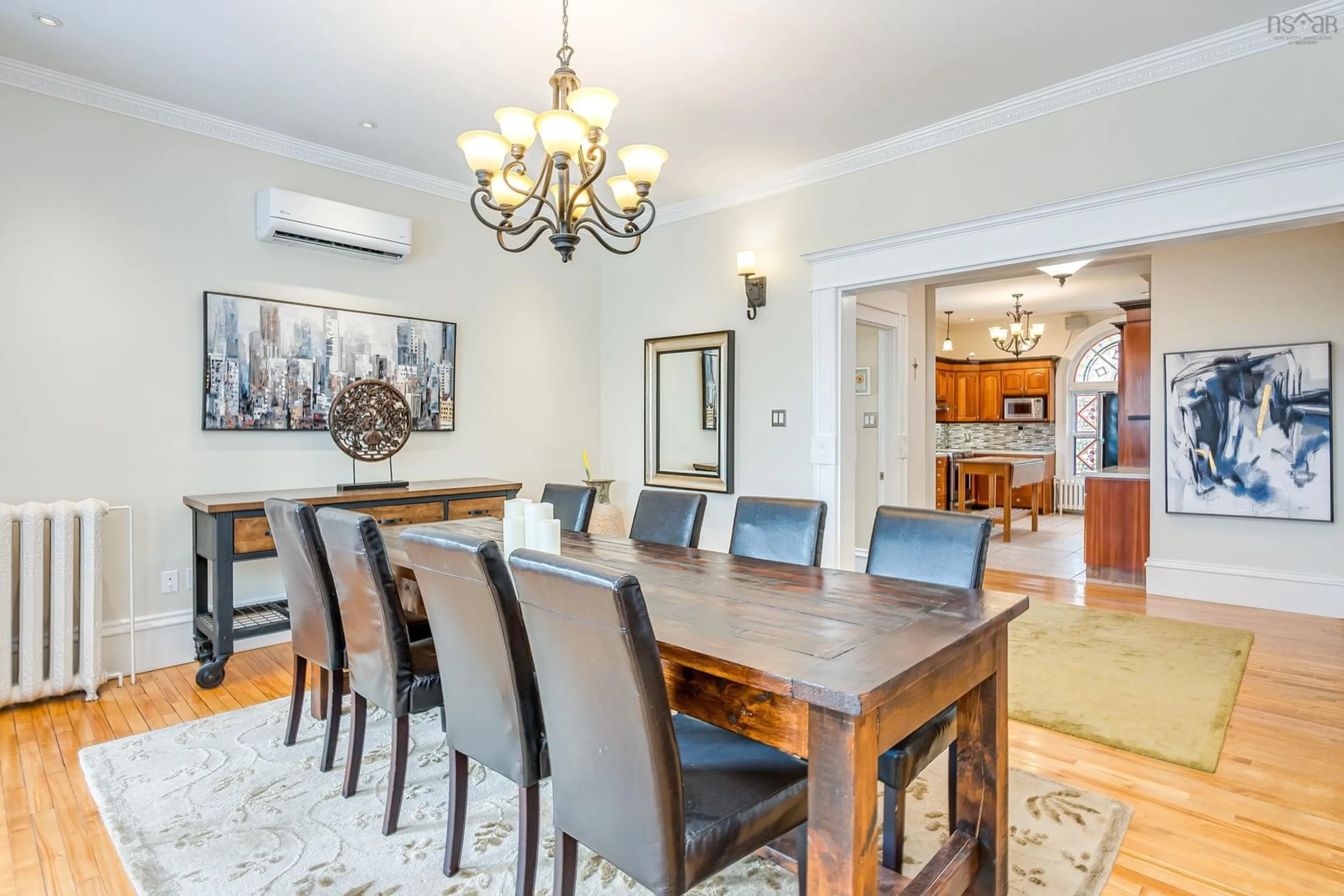 Dining room, wood/laminate floor for 602 Francklyn St, Halifax Nova Scotia B3H 3B4