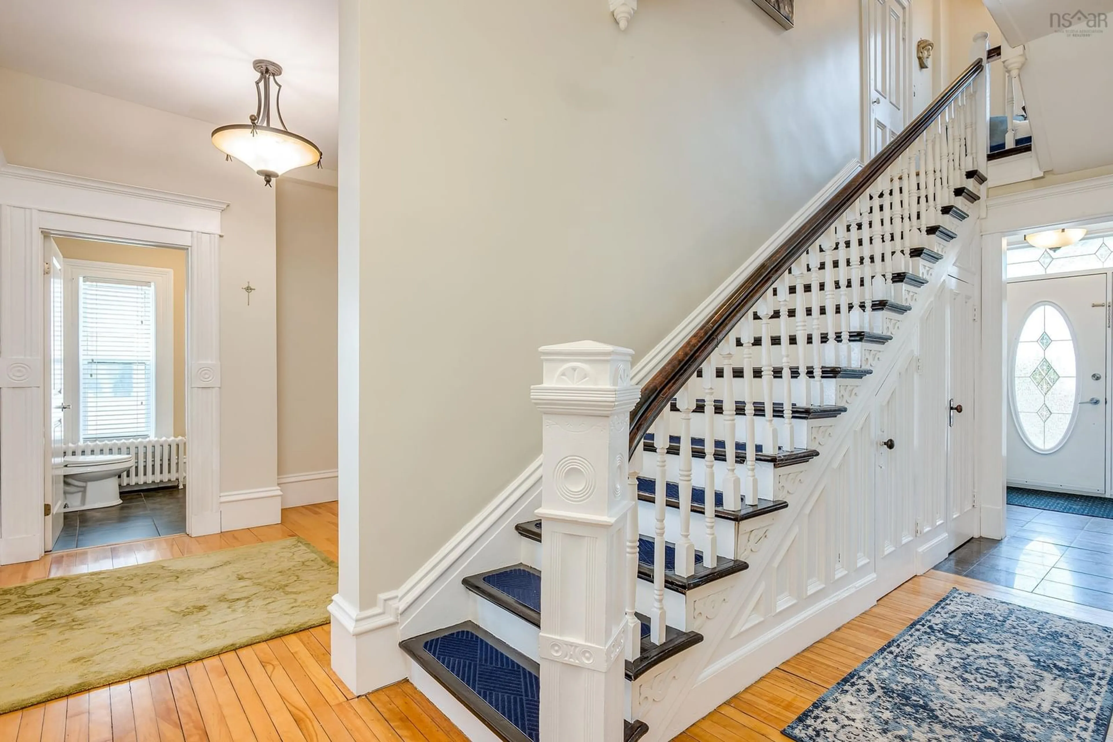 Stairs for 602 Francklyn St, Halifax Nova Scotia B3H 3B4