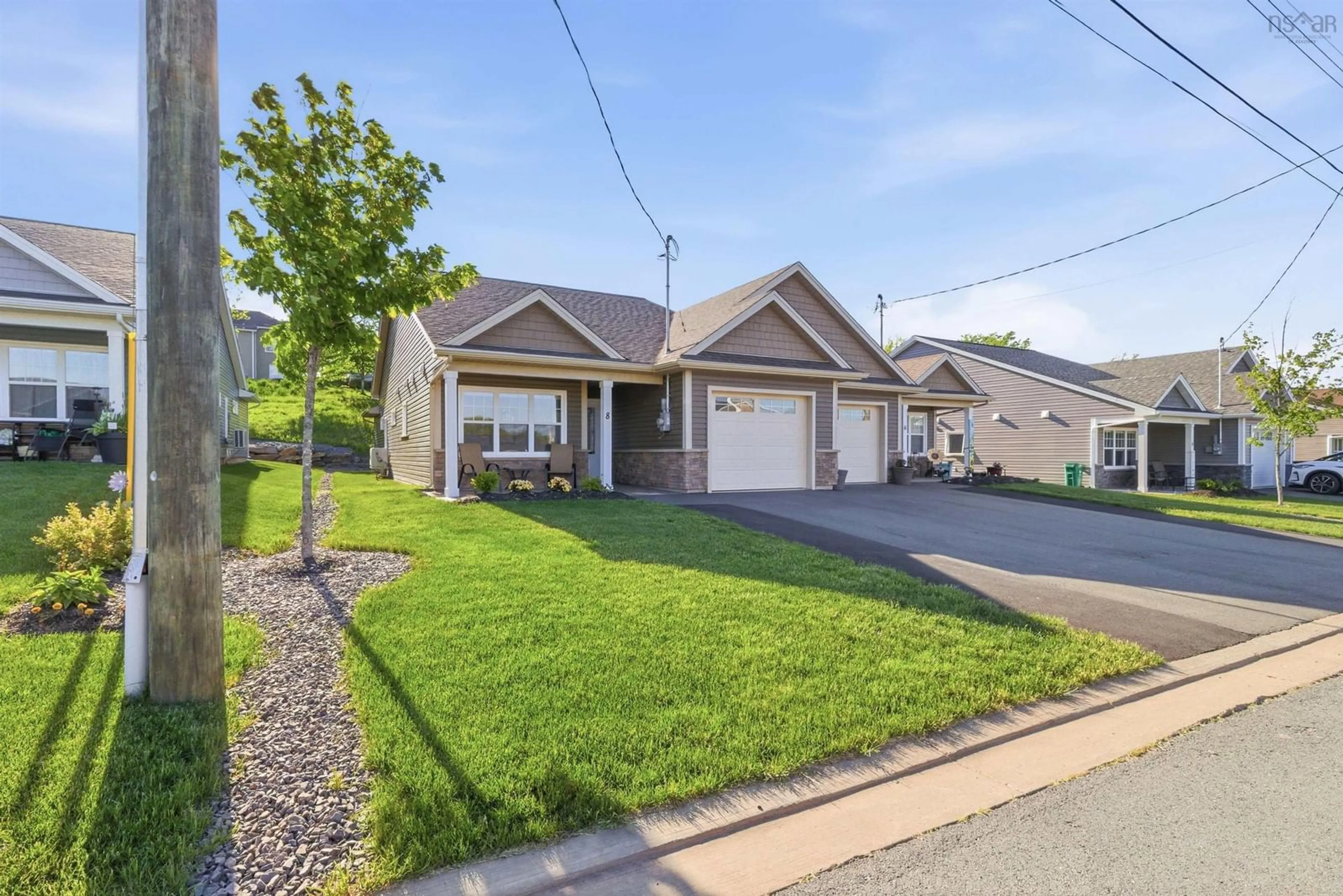Home with vinyl exterior material, street for 8 Goldenrod Court Crt, Falmouth Nova Scotia B0N 2A0