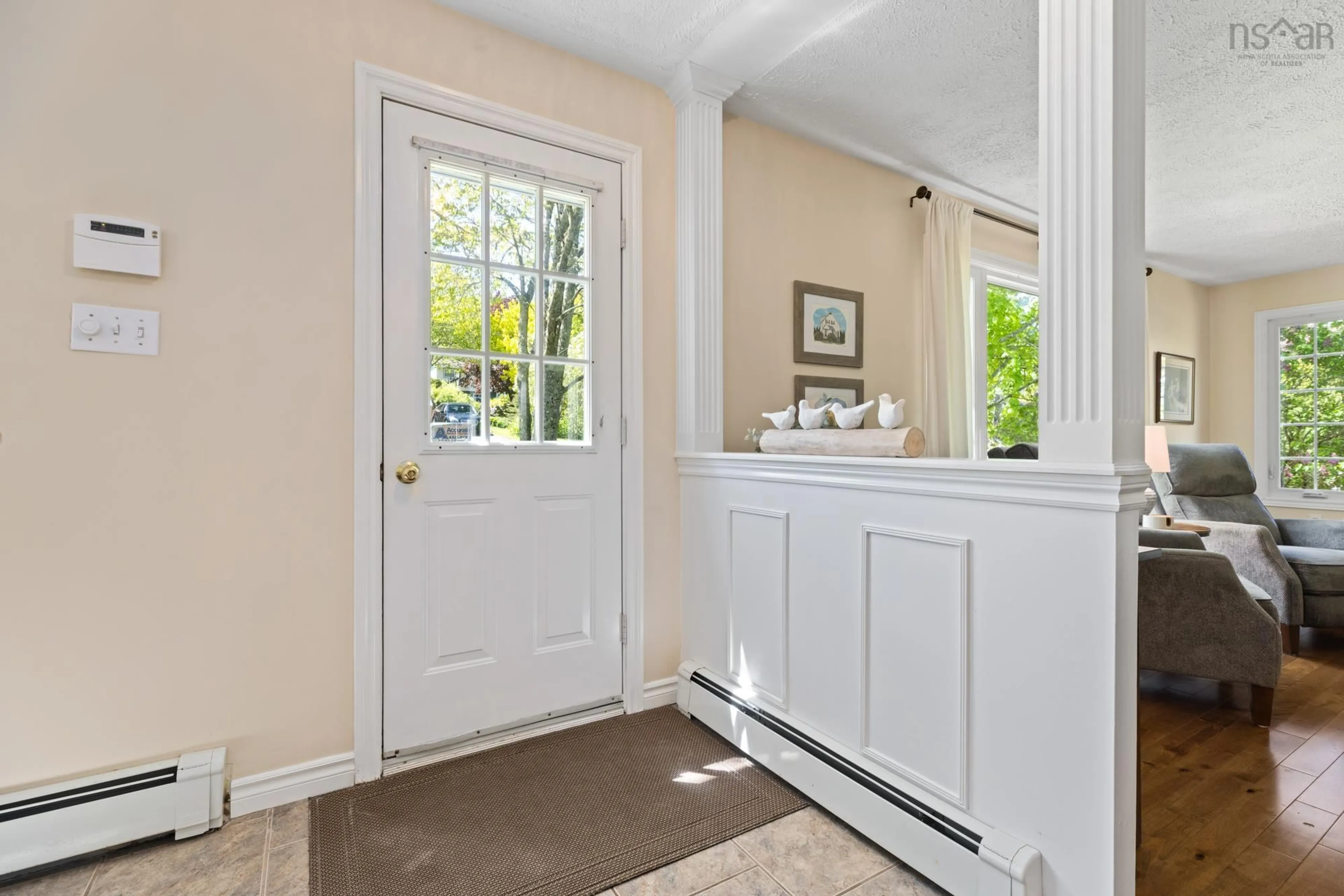 Indoor entryway for 9 Juniper Pl, Upper Tantallon Nova Scotia B3Z 1C6
