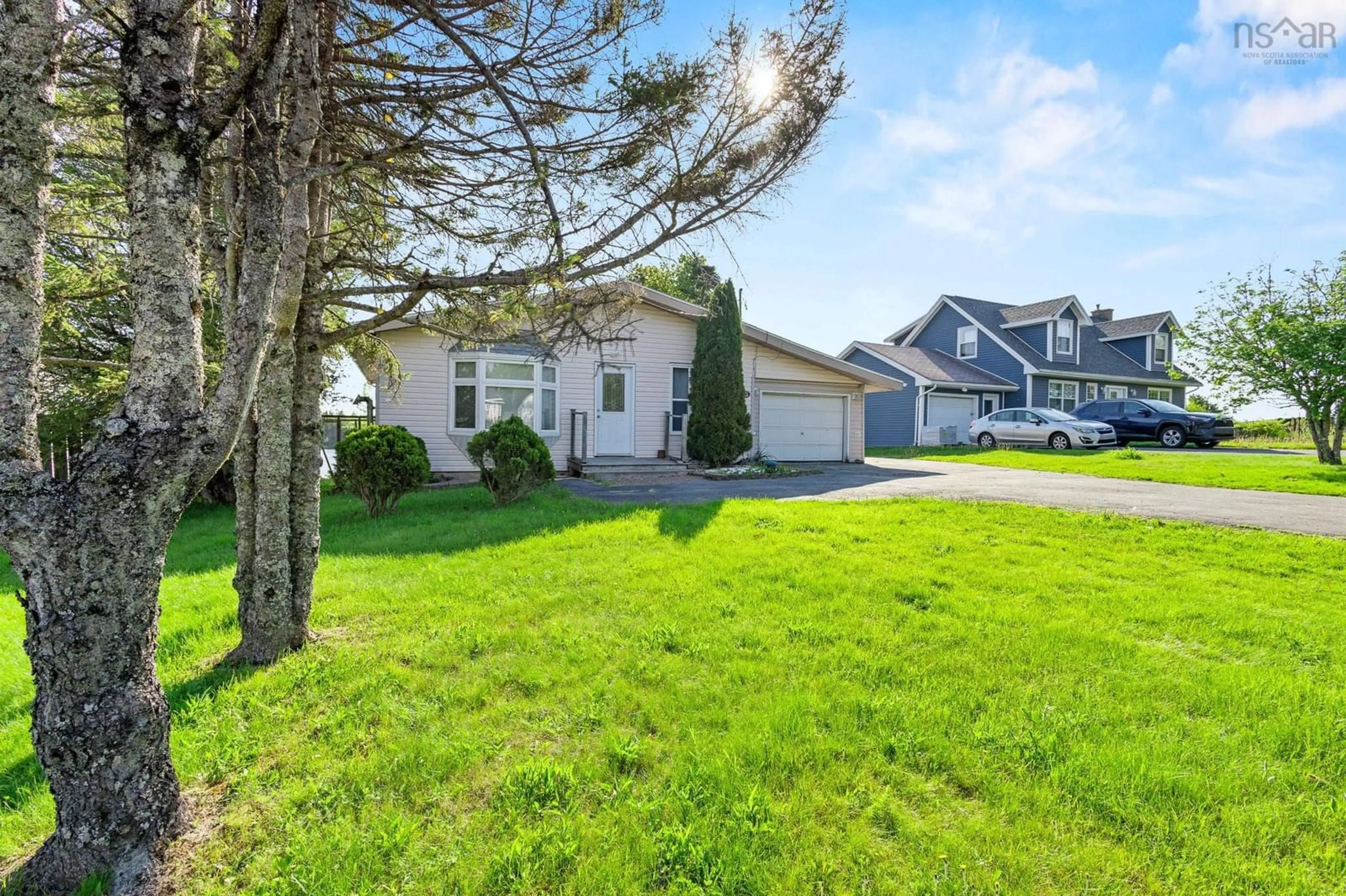 Unknown for 2883 Sackville Dr, Upper Sackville Nova Scotia B4E 3C4