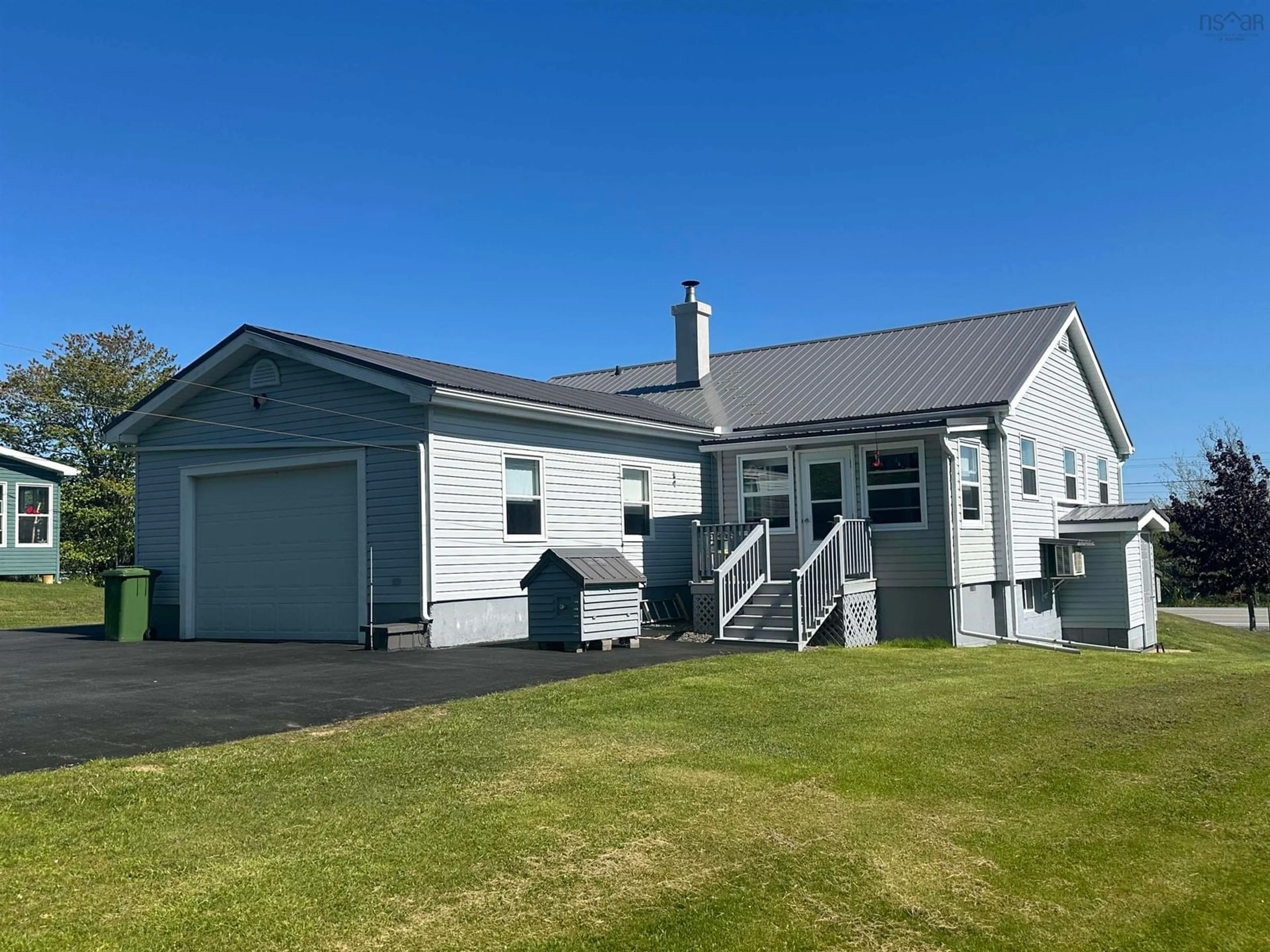 A pic from outside/outdoor area/front of a property/back of a property/a pic from drone, building for 6670 Highway 3, Hunts Point Nova Scotia B0T 1G0