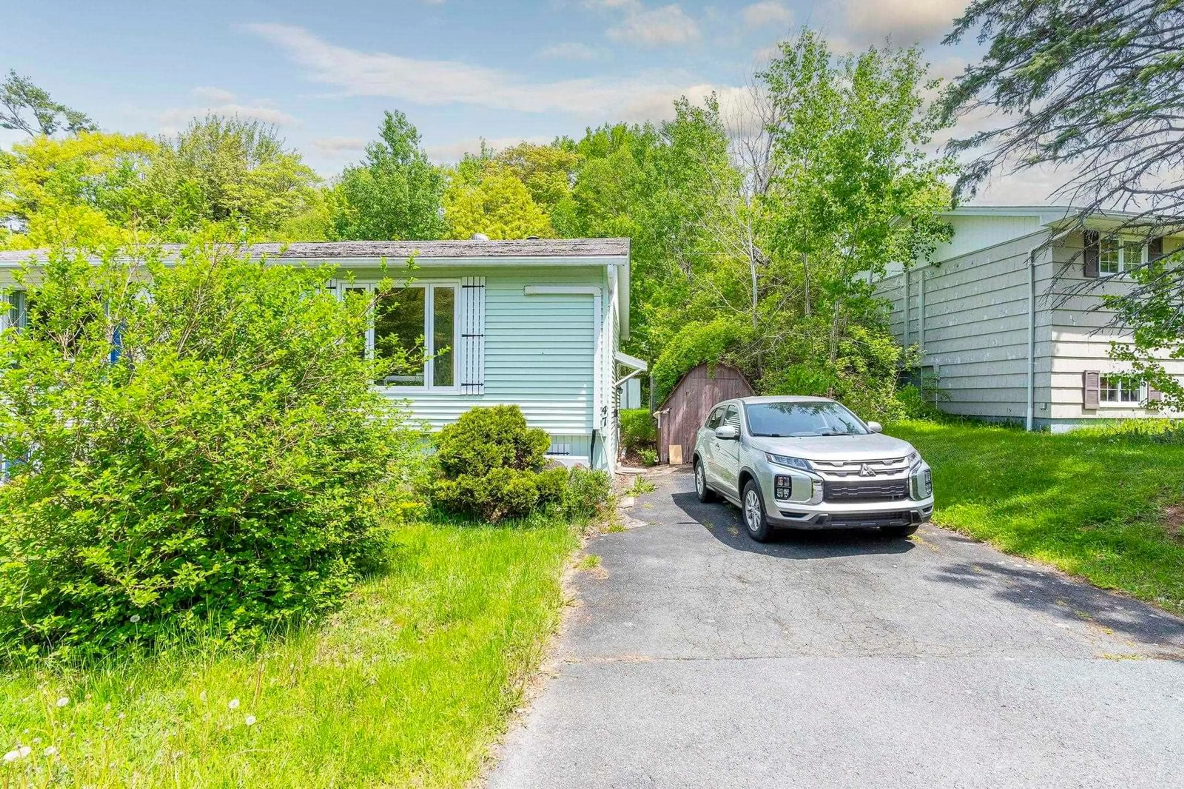 Unknown for 47 Prince St, Lower Sackville Nova Scotia B4C 1L2