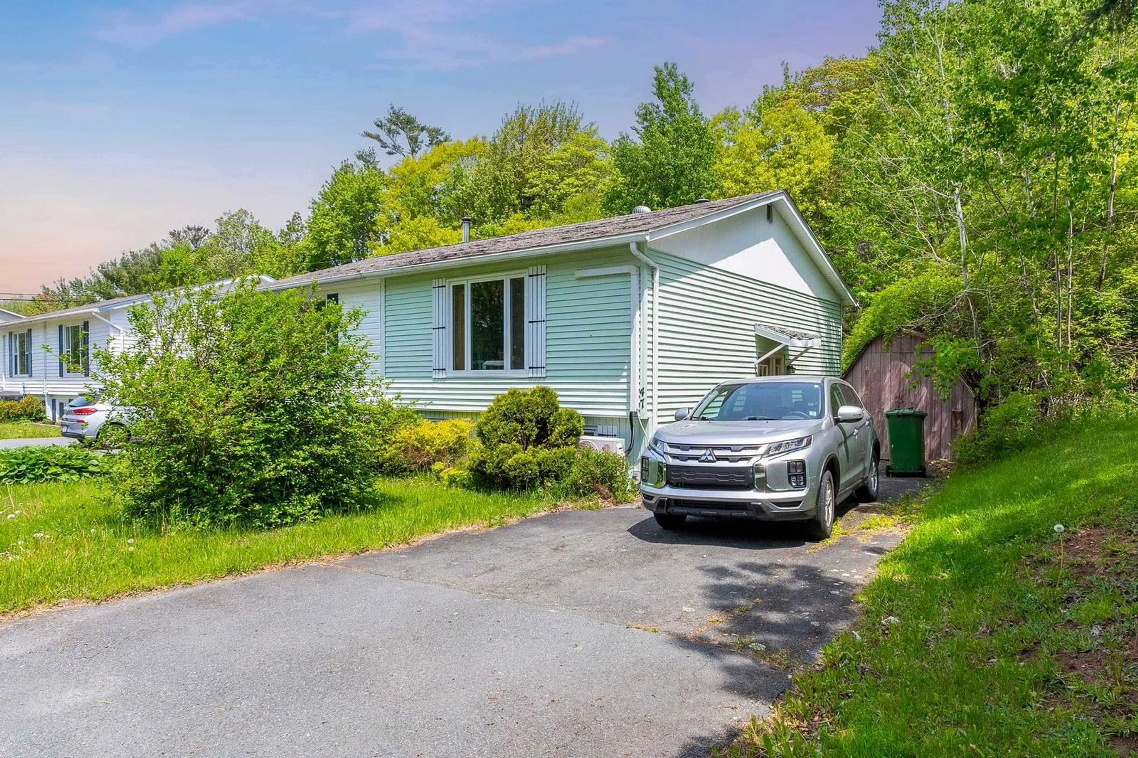 Unknown for 47 Prince St, Lower Sackville Nova Scotia B4C 1L2