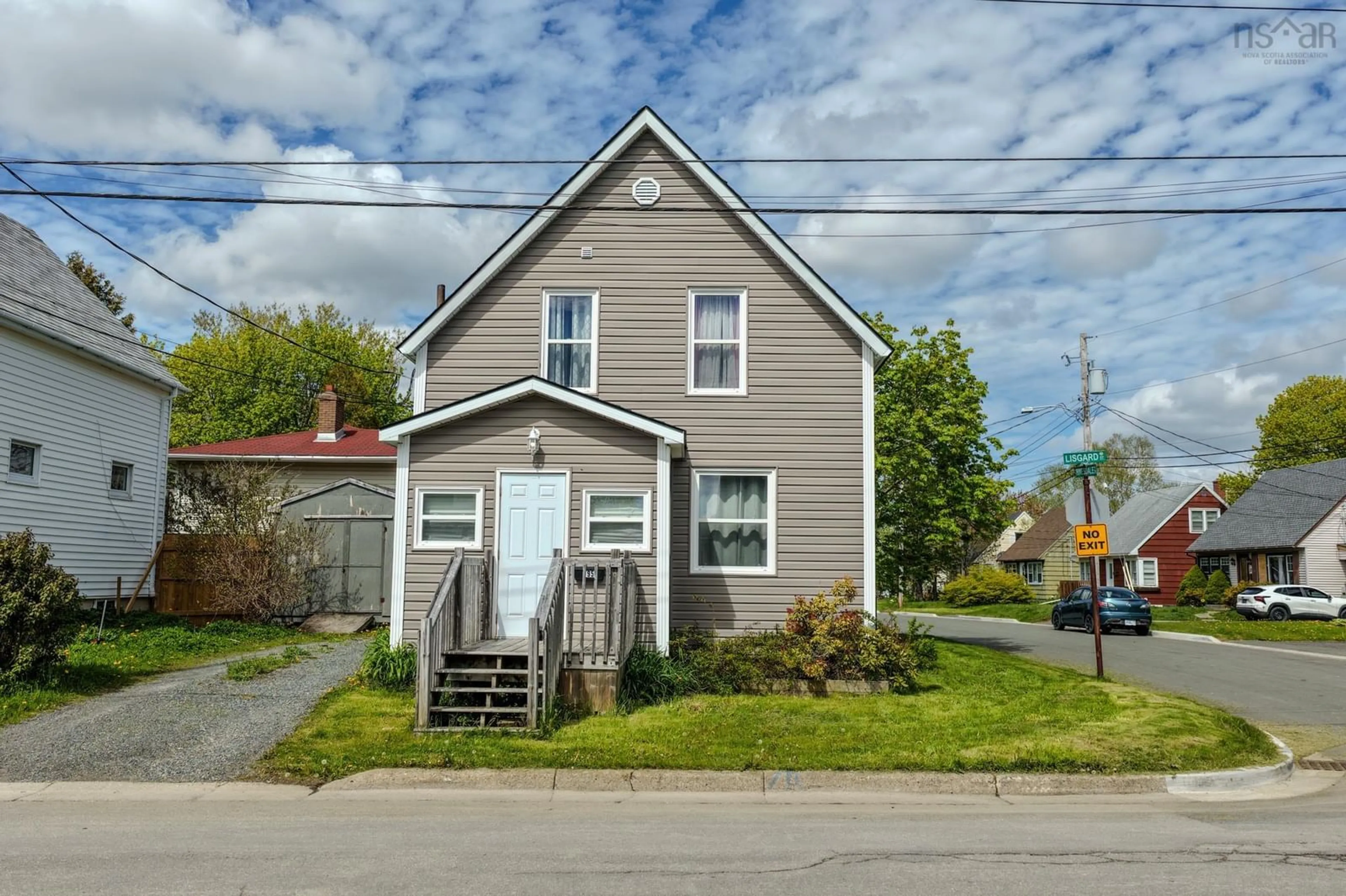 A pic from outside/outdoor area/front of a property/back of a property/a pic from drone, street for 195 Lisgard St, Sydney Nova Scotia B1P 2Y5