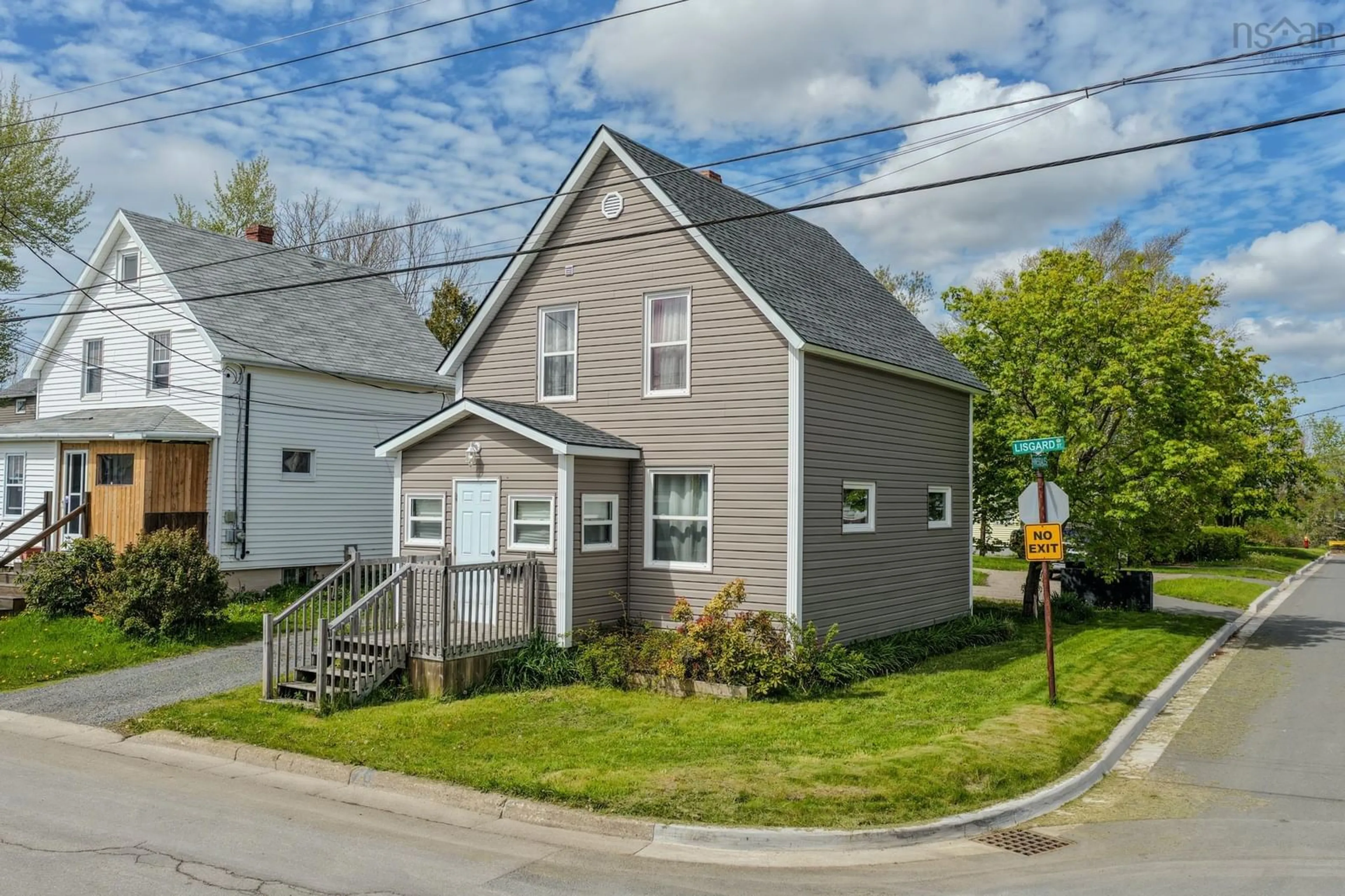 Unknown for 195 Lisgard St, Sydney Nova Scotia B1P 2Y5