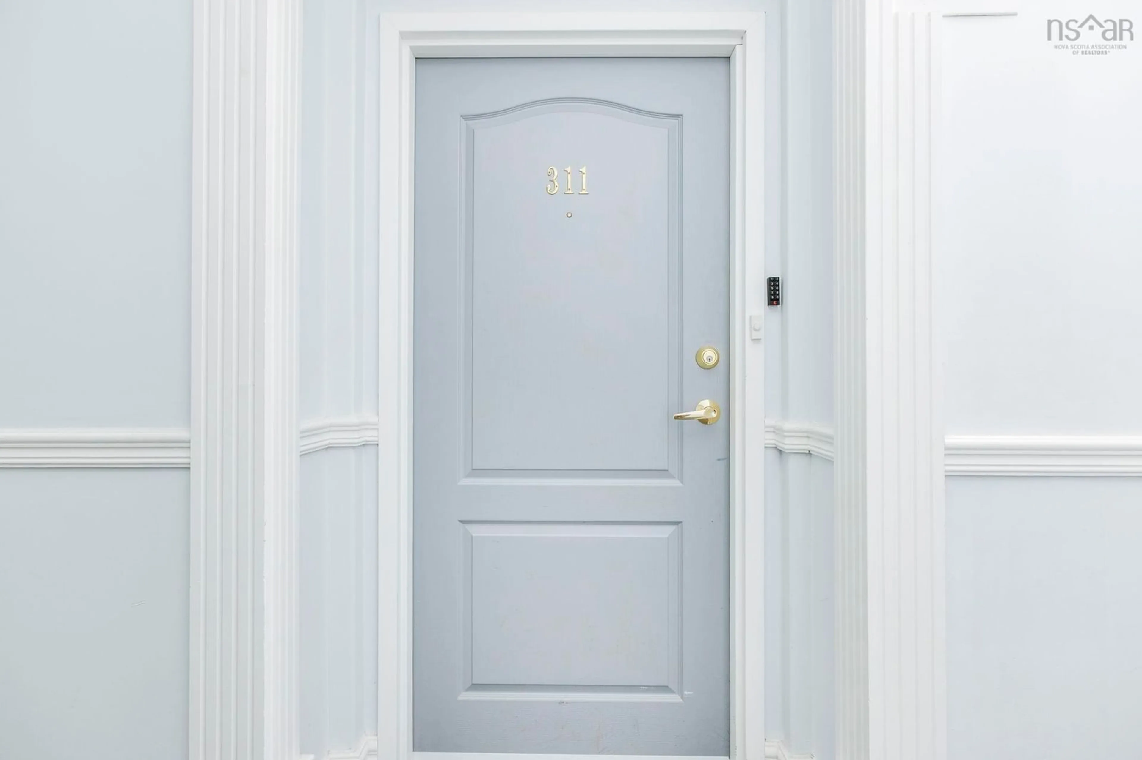 Indoor entryway for 115 Ochterloney St #311, Dartmouth Nova Scotia B2Y 4W8