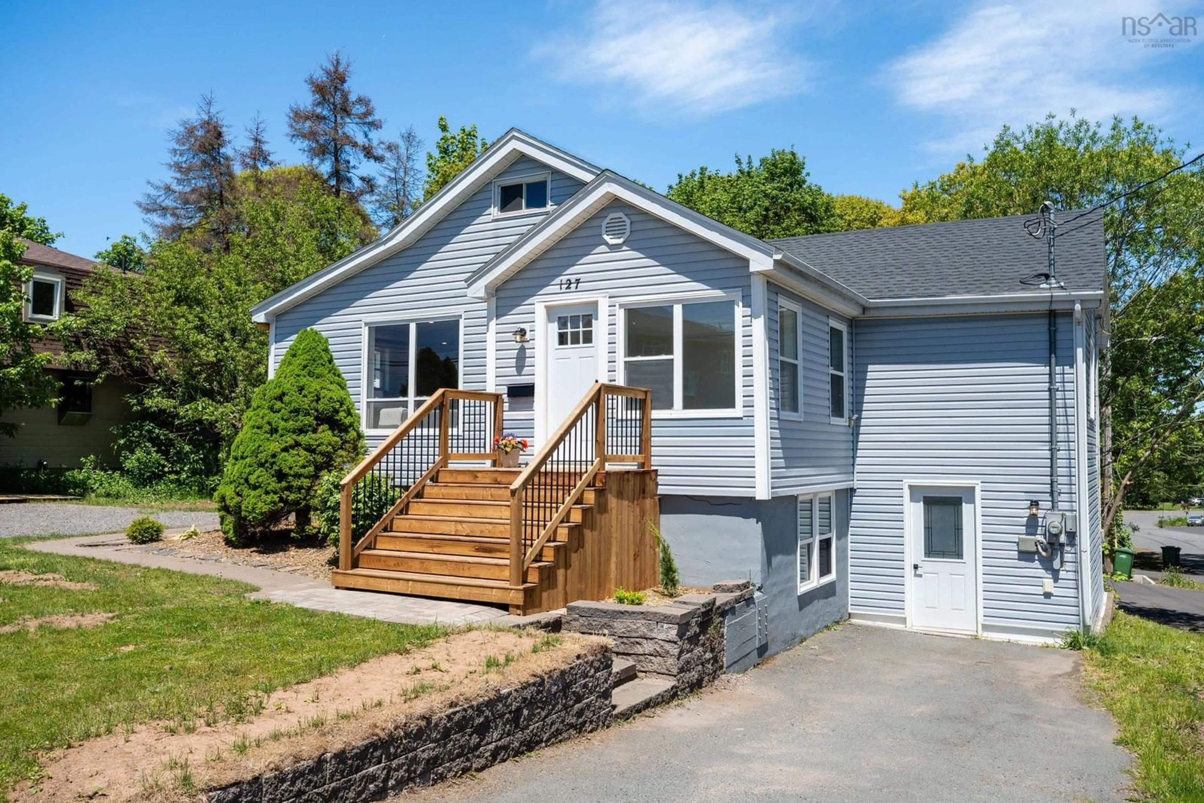 Home with vinyl exterior material, street for 127 Crescent Dr, New Minas Nova Scotia B4N 3G9
