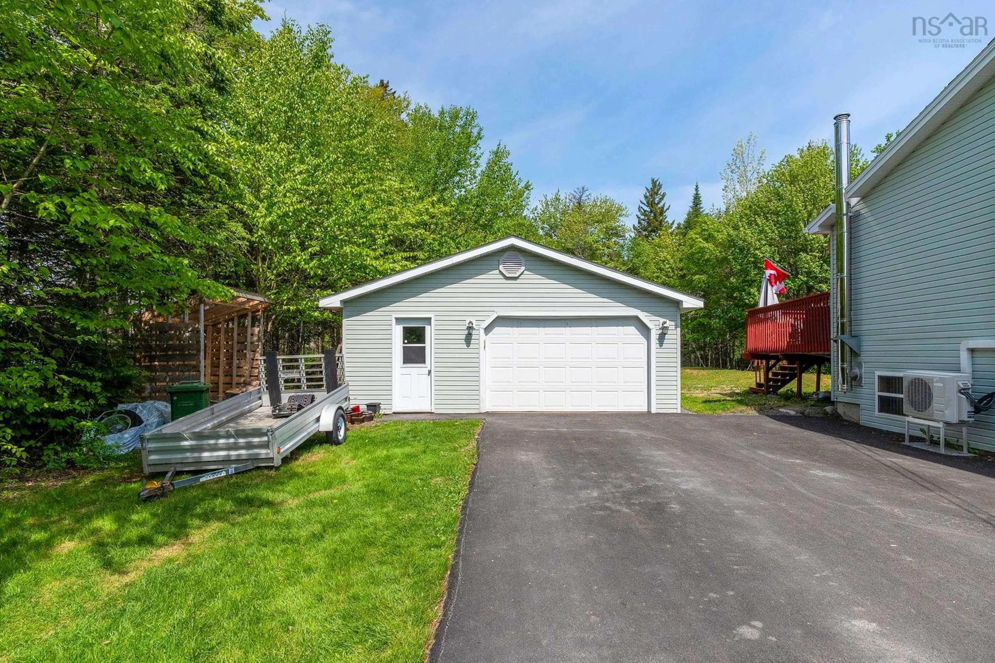 Indoor garage for 18 Weaver Crt, Hammonds Plains Nova Scotia B3Z 1K9